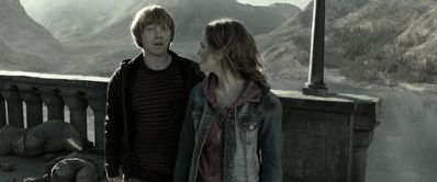 EmmaWatsonFan_dot_nl-HarryPotterAndTheDeathlyHallowsPart2-6561.jpg