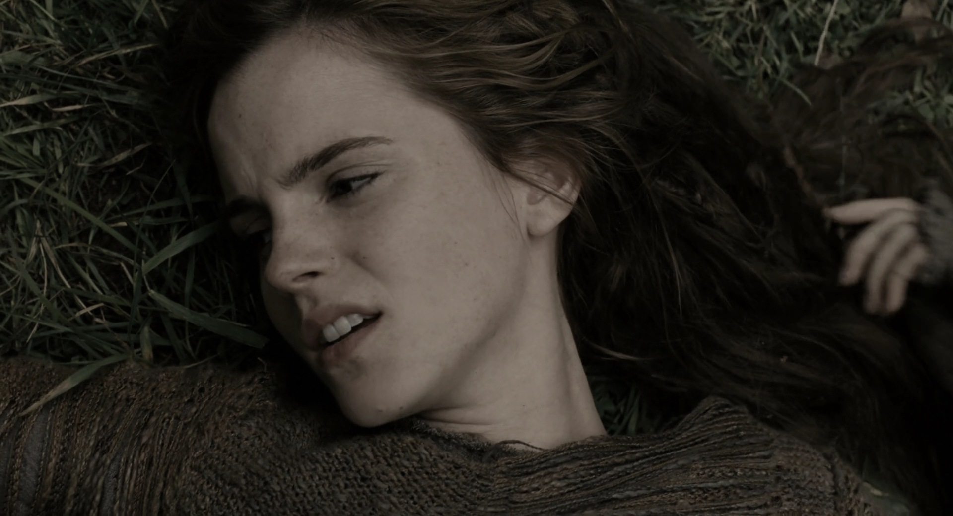 EmmaWatsonFan-dot-nl_Noah0052.jpg