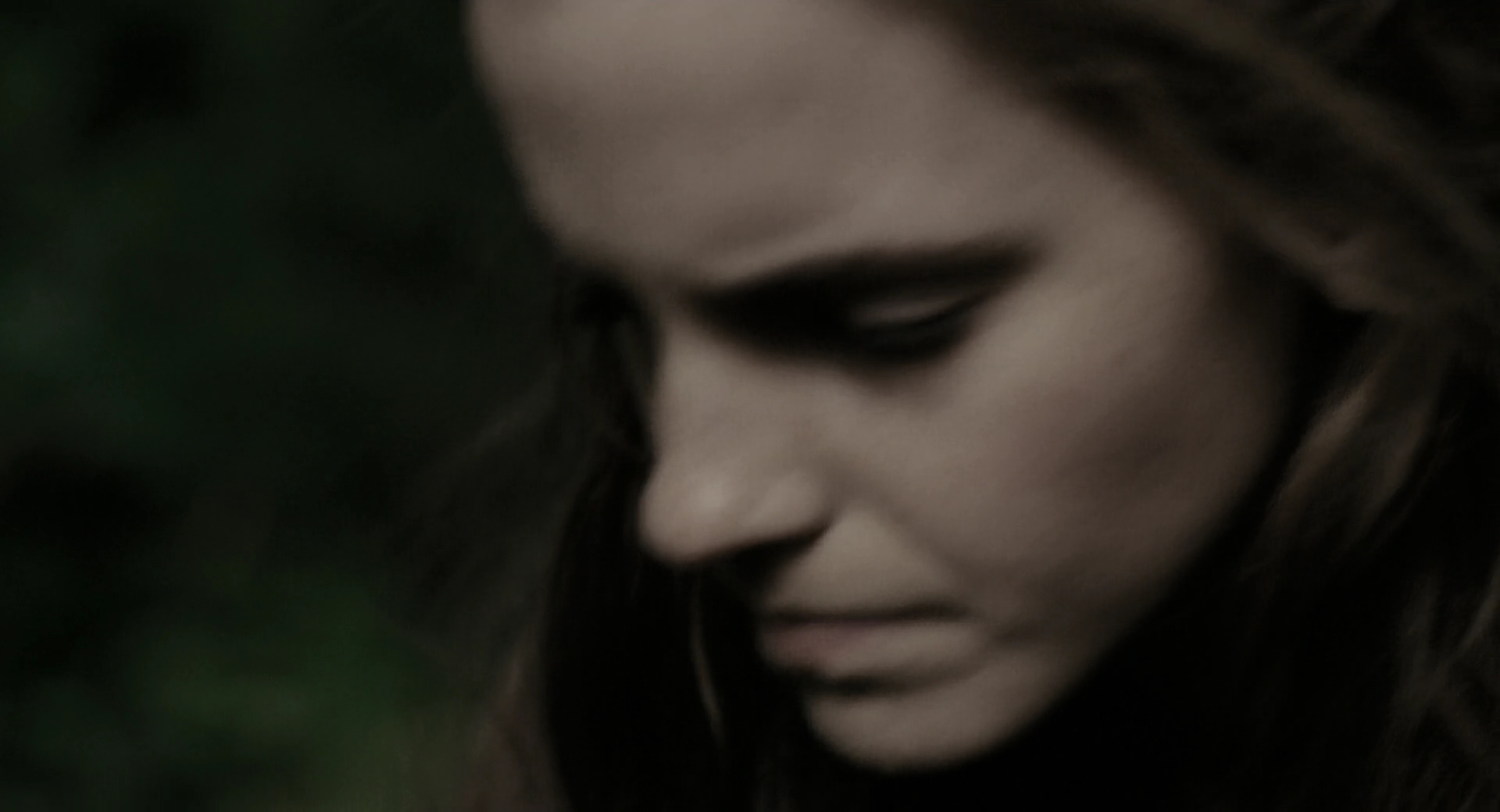 EmmaWatsonFan-dot-nl_Noah1828.jpg