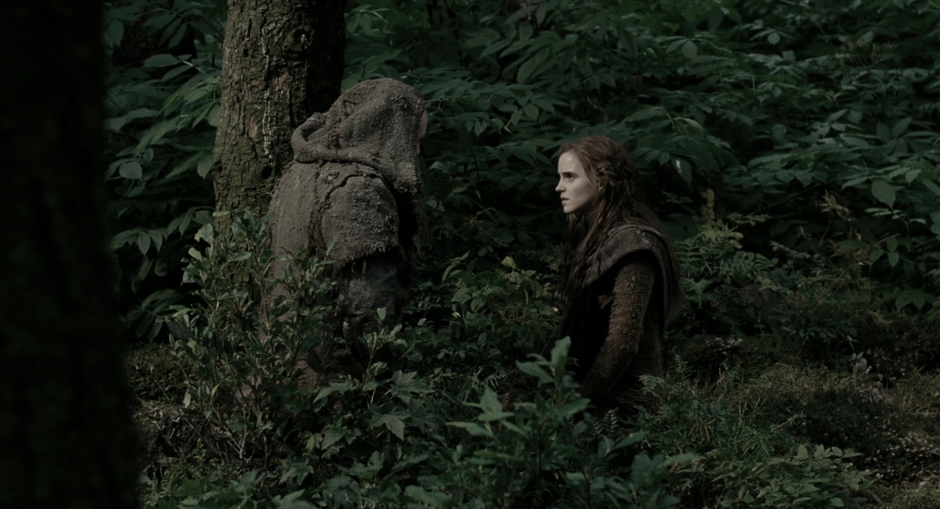 EmmaWatsonFan-dot-nl_Noah1874.jpg