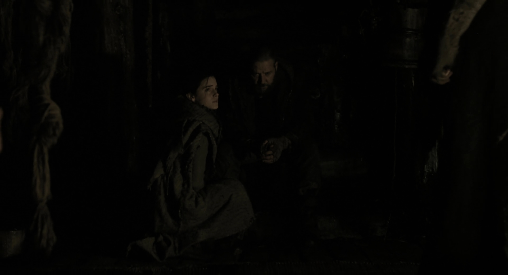 EmmaWatsonFan-dot-nl_Noah2753.jpg
