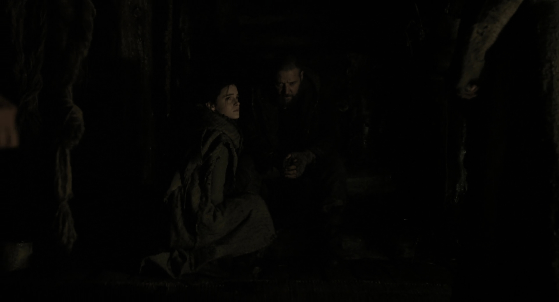 EmmaWatsonFan-dot-nl_Noah2754.jpg