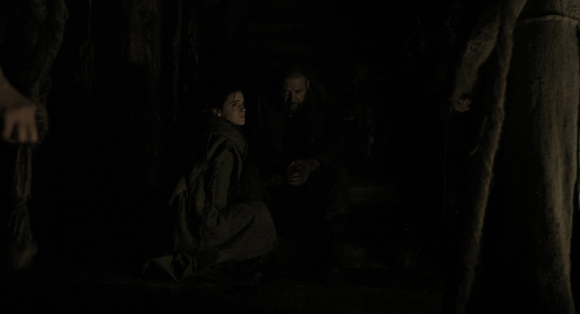 EmmaWatsonFan-dot-nl_Noah2755.jpg