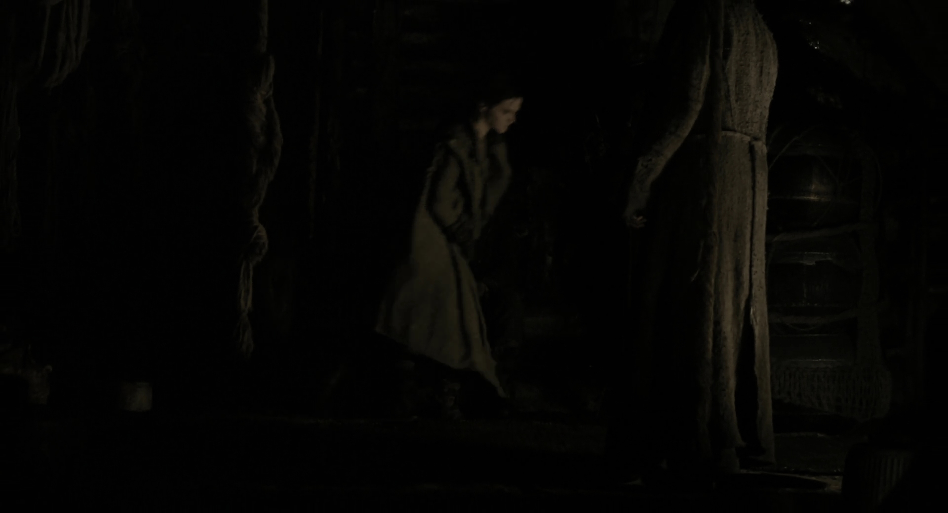 EmmaWatsonFan-dot-nl_Noah2763.jpg