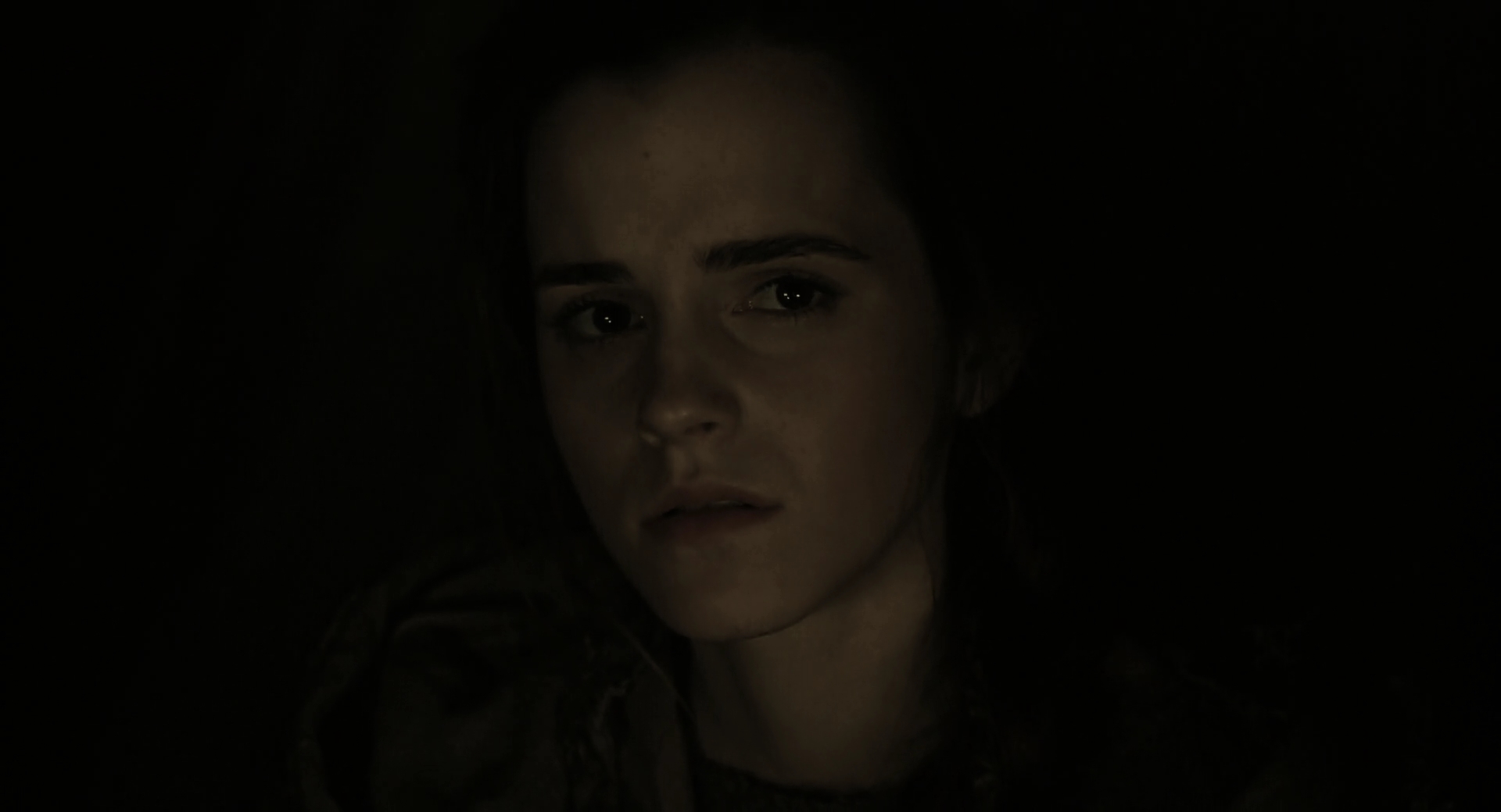 EmmaWatsonFan-dot-nl_Noah2813.jpg