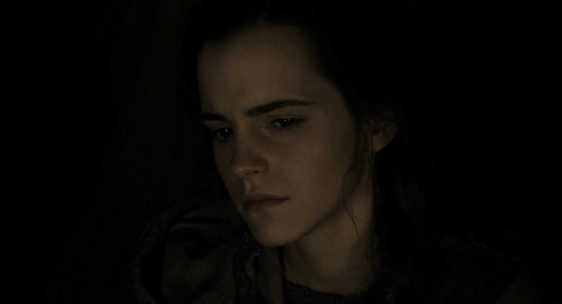 EmmaWatsonFan-dot-nl_Noah3034.jpg