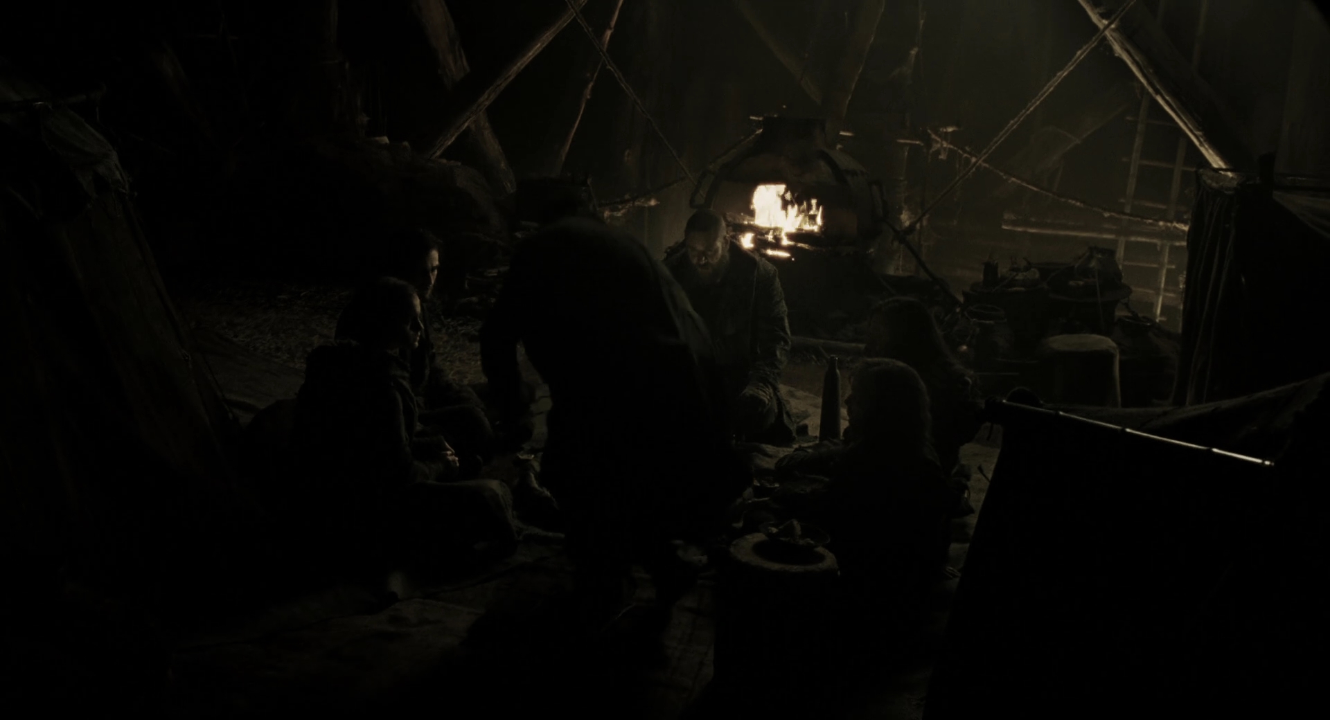 EmmaWatsonFan-dot-nl_Noah3101.jpg