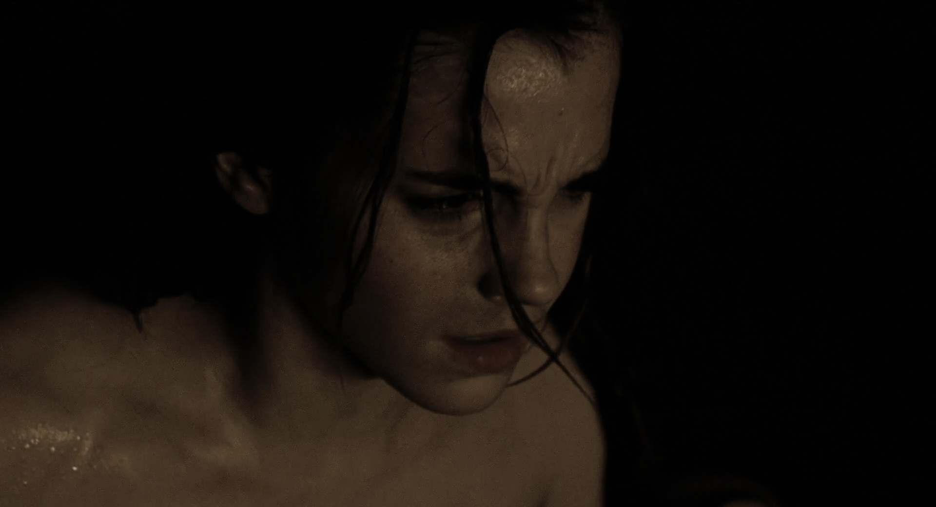 EmmaWatsonFan-dot-nl_Noah3402.jpg