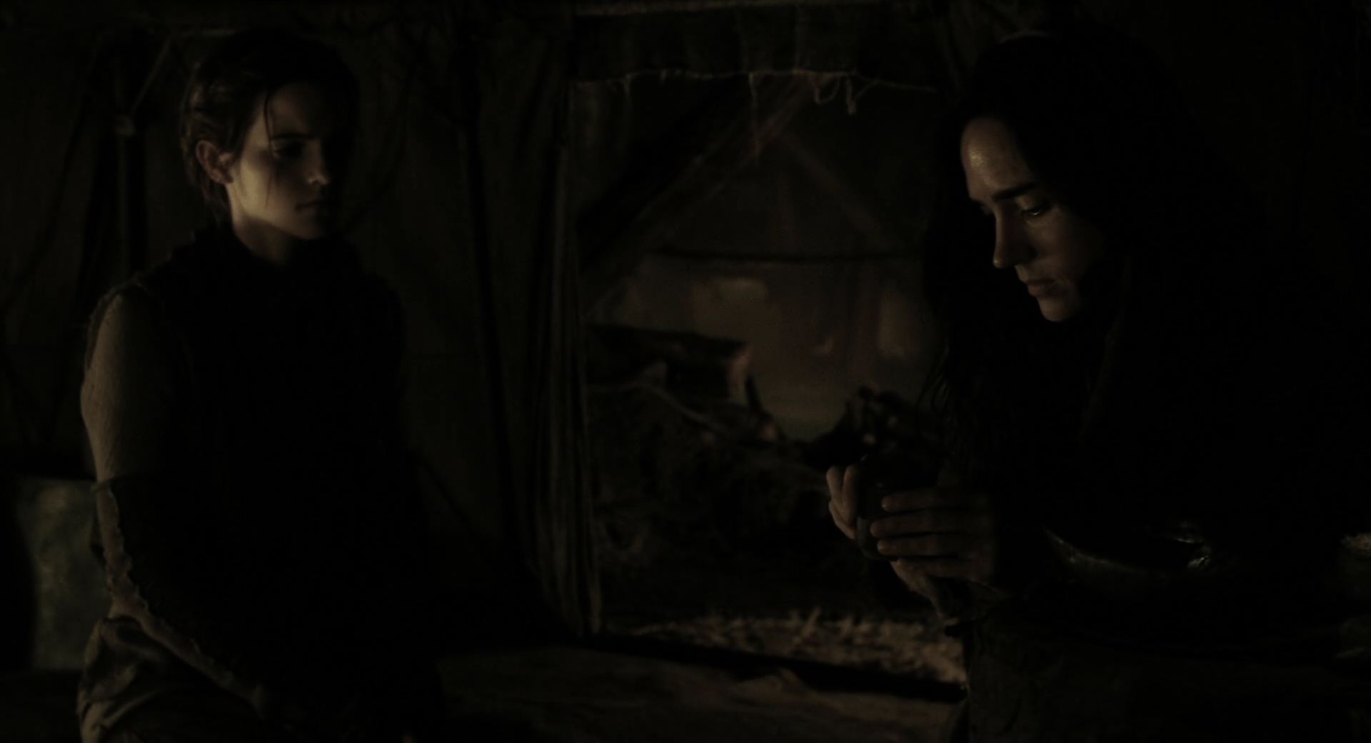 EmmaWatsonFan-dot-nl_Noah3419.jpg