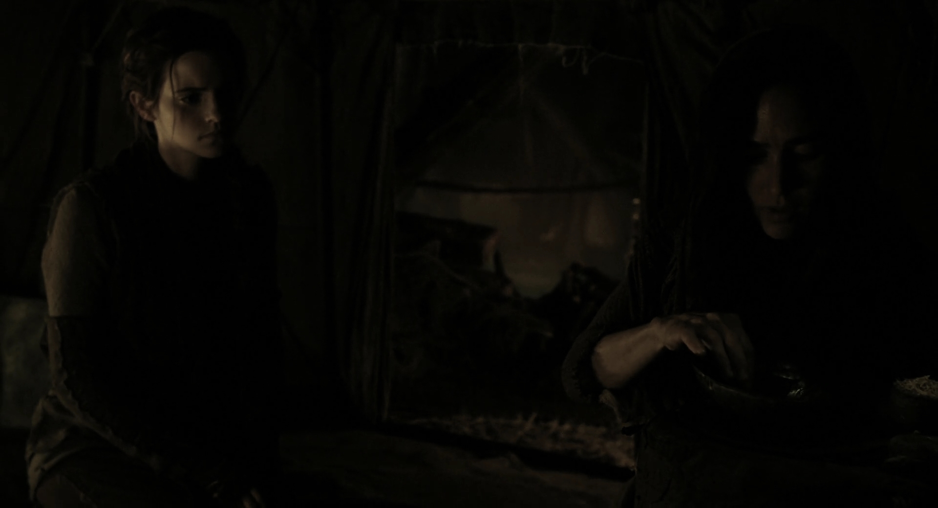 EmmaWatsonFan-dot-nl_Noah3426.jpg