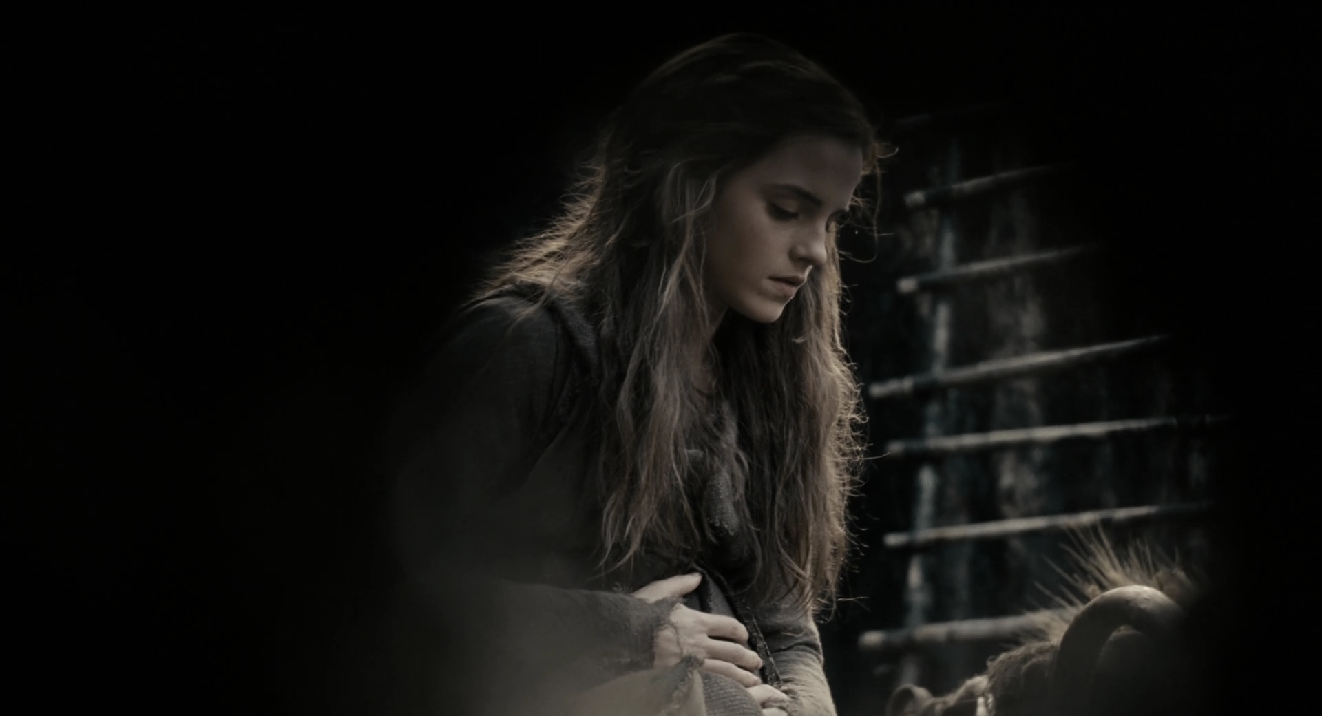 EmmaWatsonFan-dot-nl_Noah4070.jpg