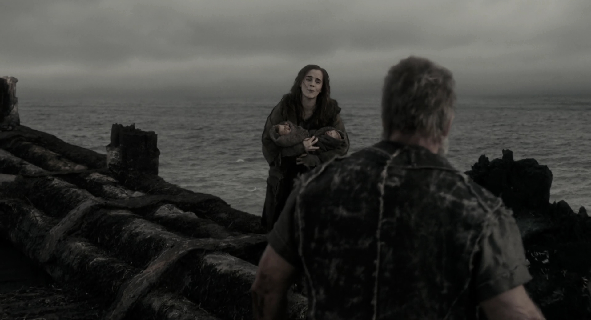 EmmaWatsonFan-dot-nl_Noah4737.jpg