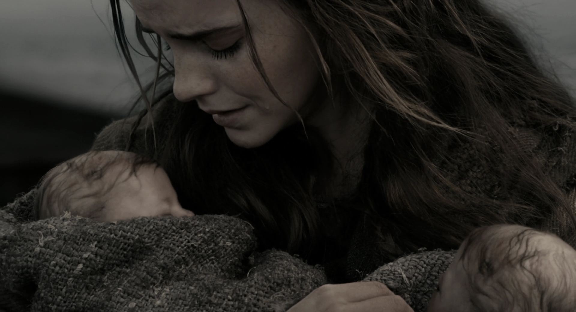 EmmaWatsonFan-dot-nl_Noah4815.jpg