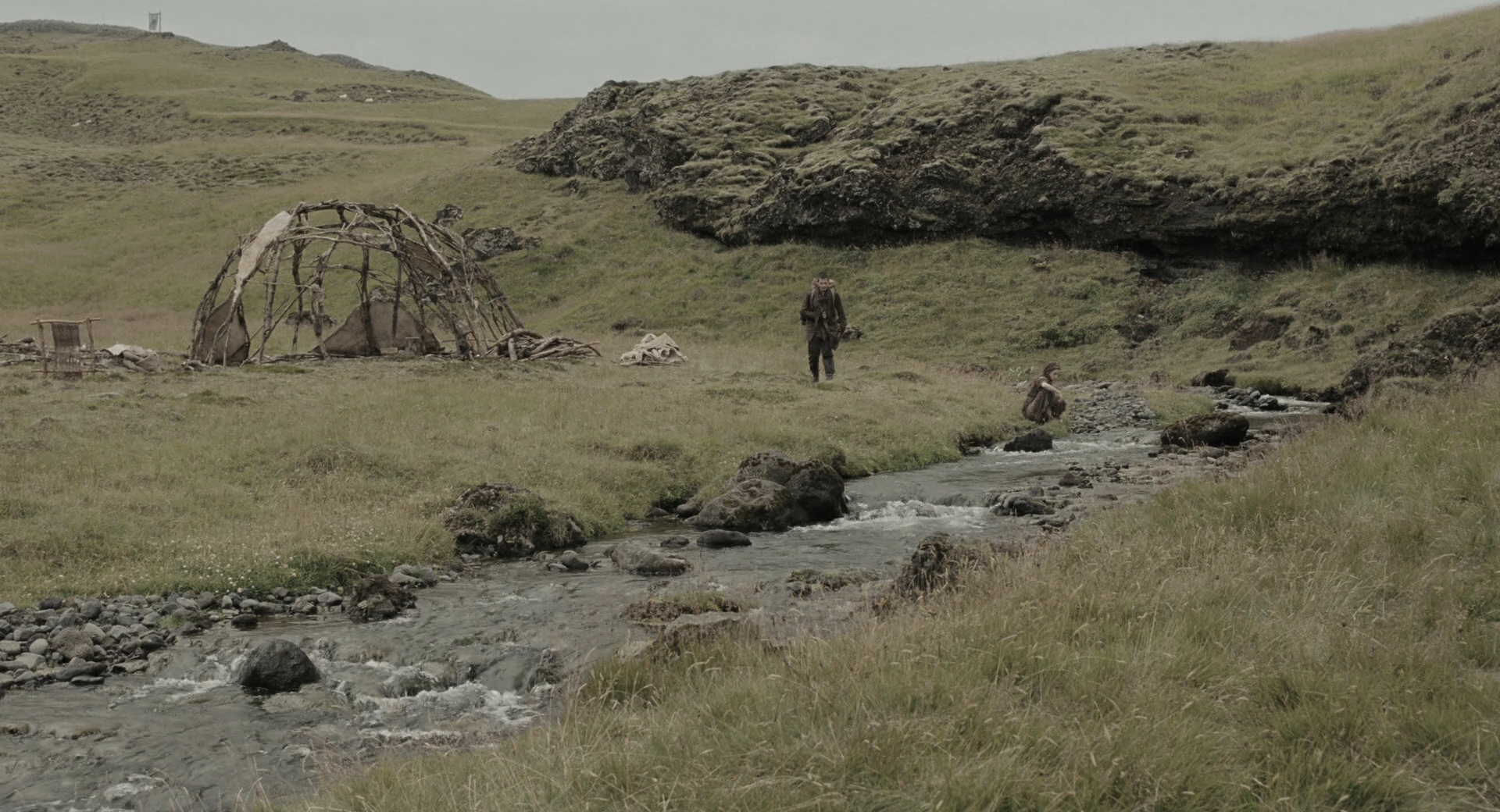 EmmaWatsonFan-dot-nl_Noah5142.jpg