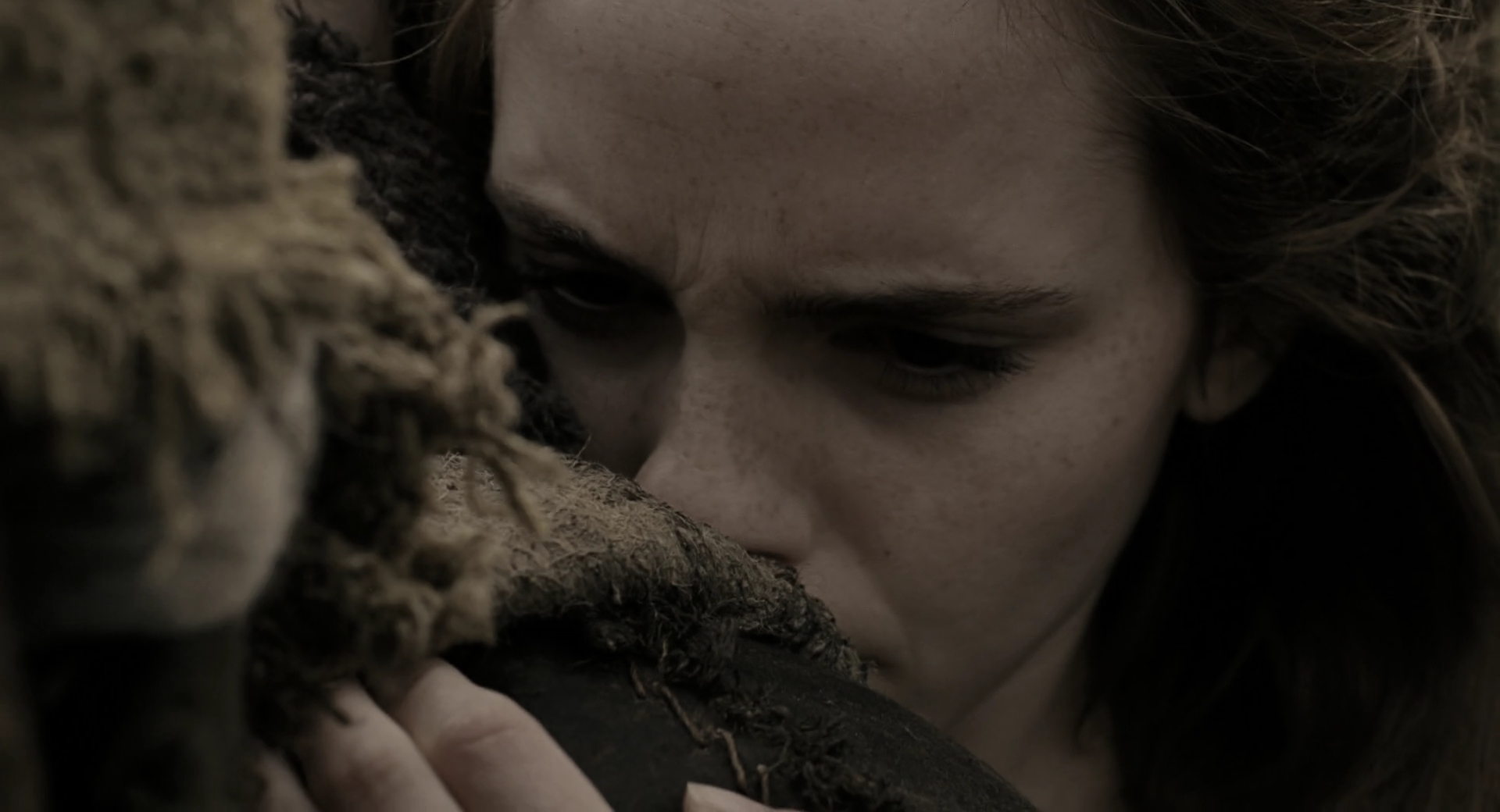 EmmaWatsonFan-dot-nl_Noah5171.jpg