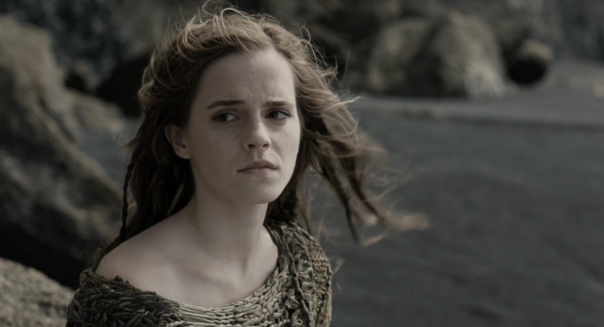 EmmaWatsonFan-dot-nl_Noah5183.jpg