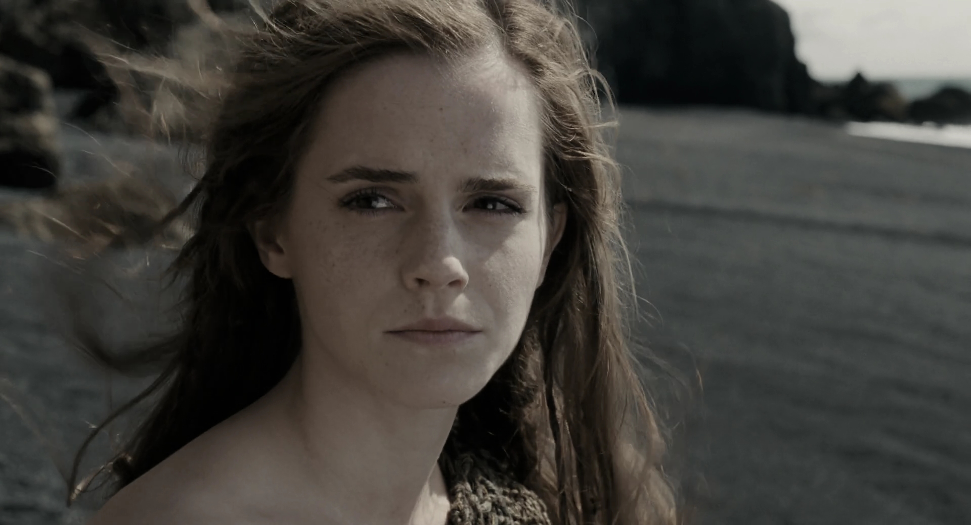 EmmaWatsonFan-dot-nl_Noah5212.jpg