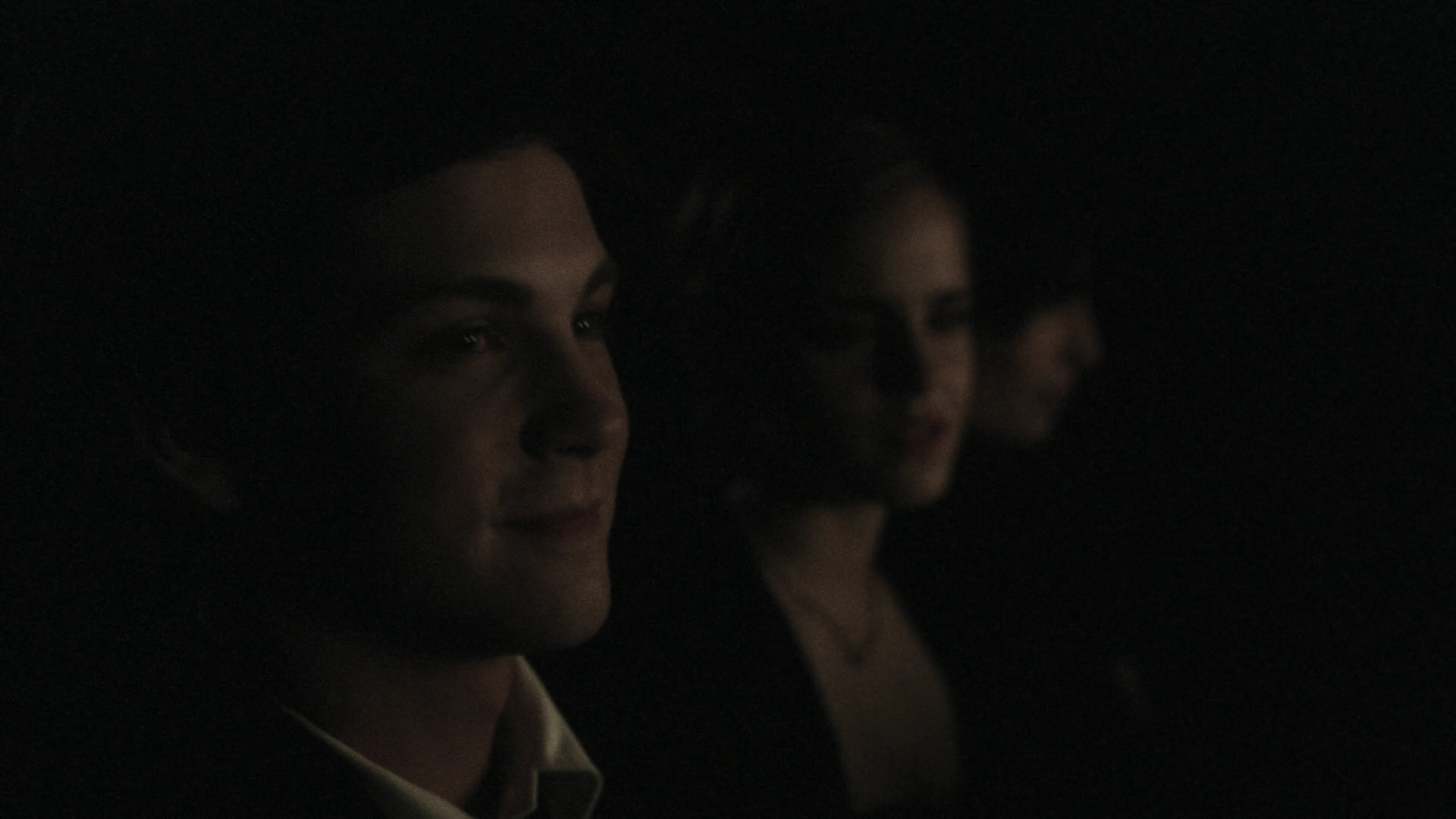 EmmaWatonFan-dot-nl_ThePerksOfBeingAWallflower1563.jpg