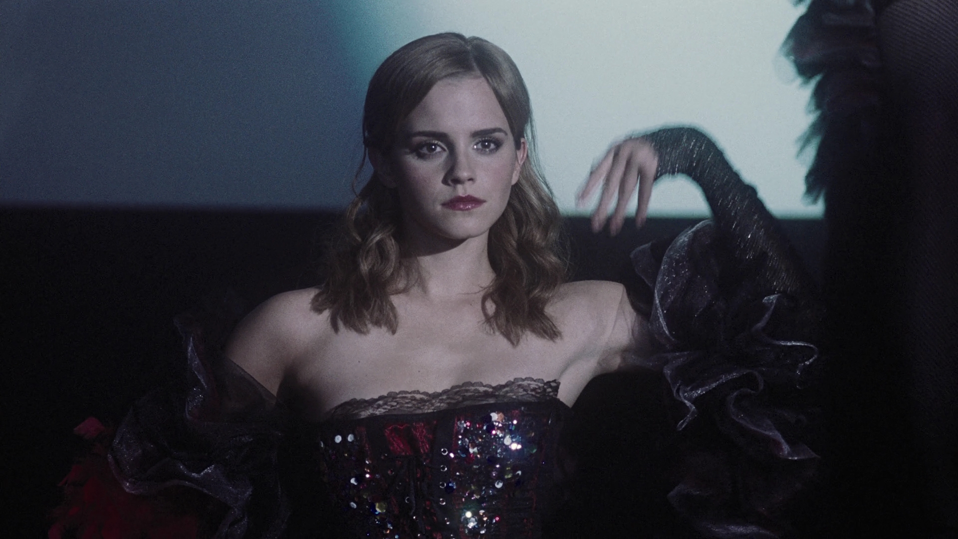 EmmaWatonFan-dot-nl_ThePerksOfBeingAWallflower1853.jpg EmmaWatonFan-dot-nl_ThePerksOfBeingAWallflower1853.jpg