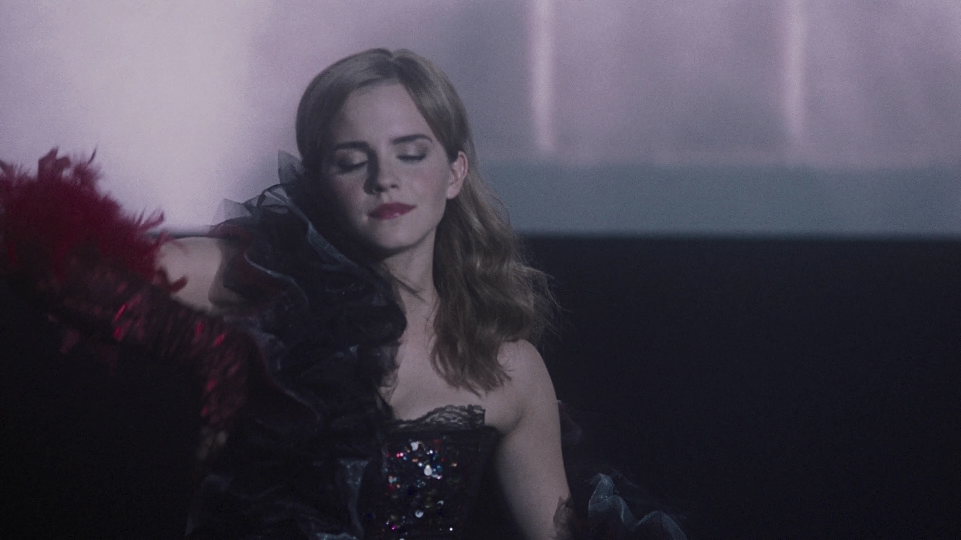 EmmaWatonFan-dot-nl_ThePerksOfBeingAWallflower1891.jpg EmmaWatonFan-dot-nl_ThePerksOfBeingAWallflower1891.jpg