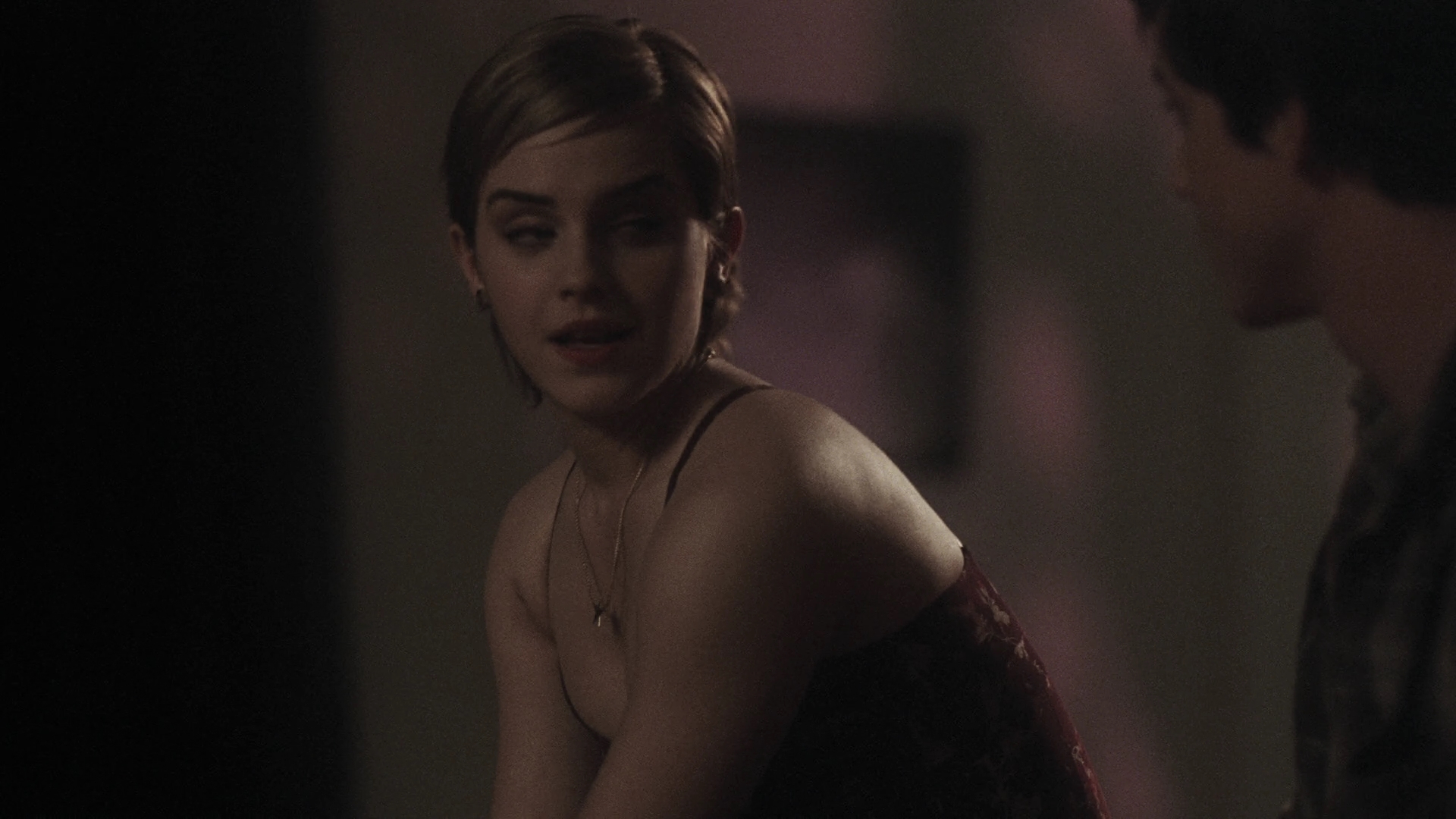 EmmaWatonFan-dot-nl_ThePerksOfBeingAWallflower1952.jpg EmmaWatonFan-dot-nl_ThePerksOfBeingAWallflower1952.jpg