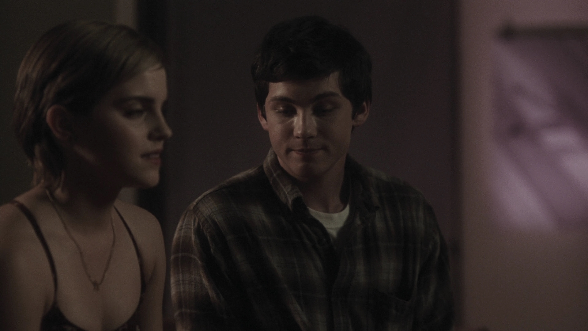 EmmaWatonFan-dot-nl_ThePerksOfBeingAWallflower1967.jpg