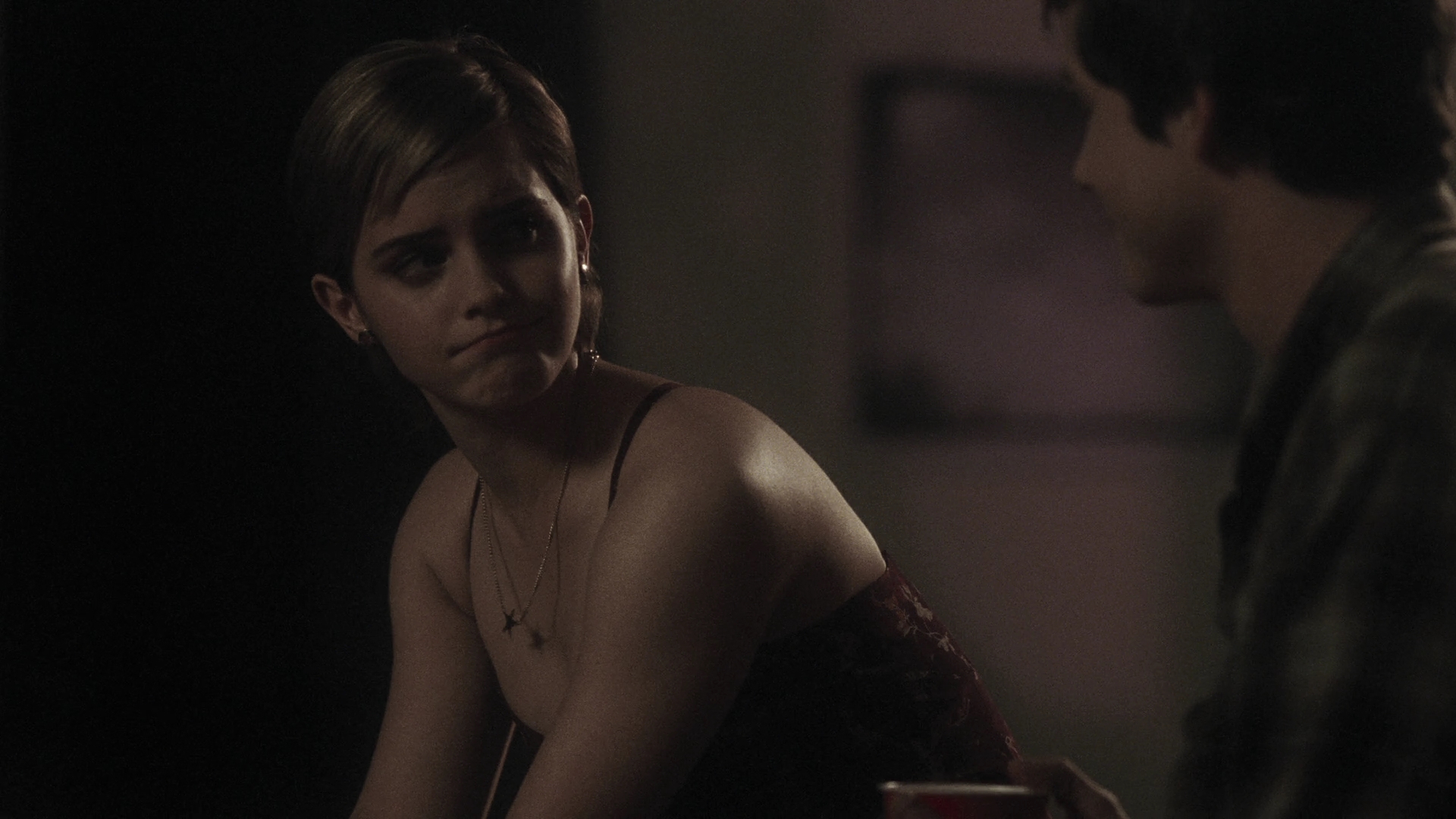 EmmaWatonFan-dot-nl_ThePerksOfBeingAWallflower1979.jpg
