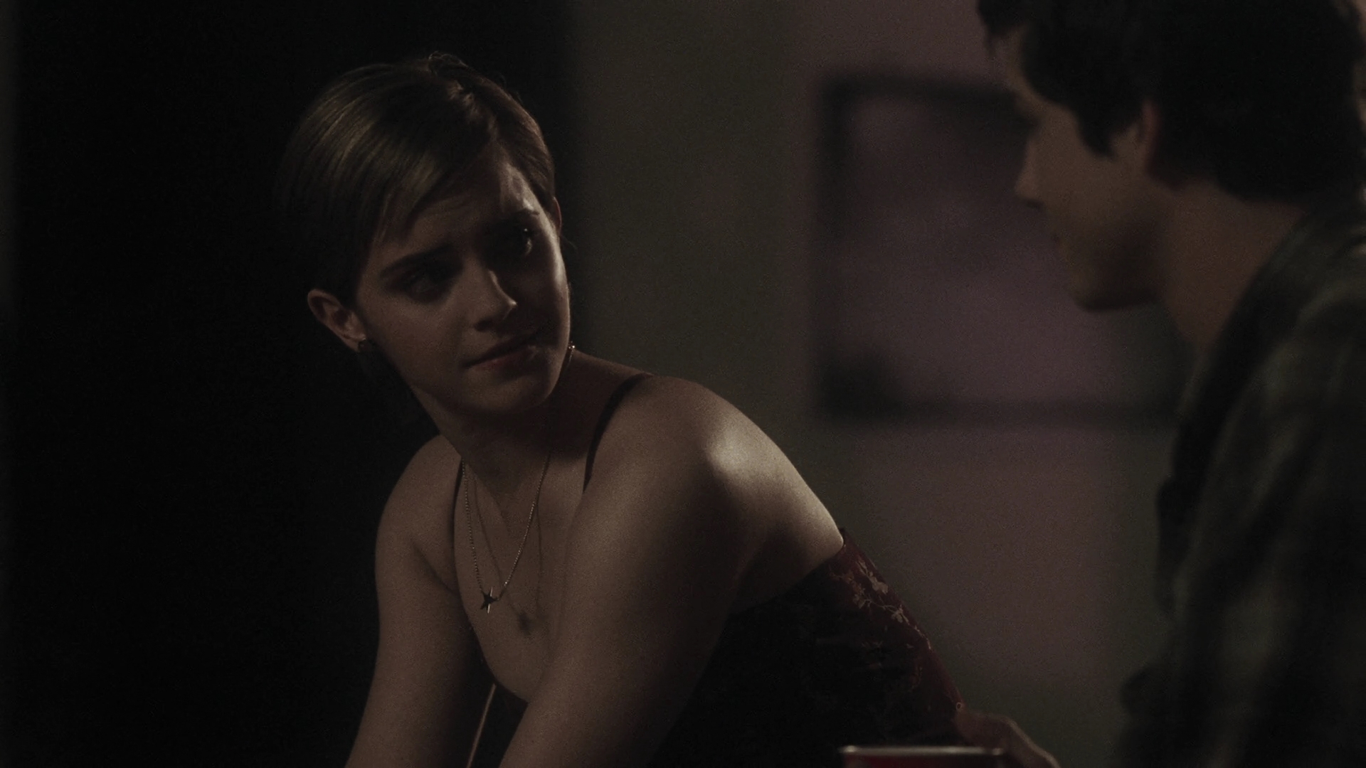 EmmaWatonFan-dot-nl_ThePerksOfBeingAWallflower1982.jpg