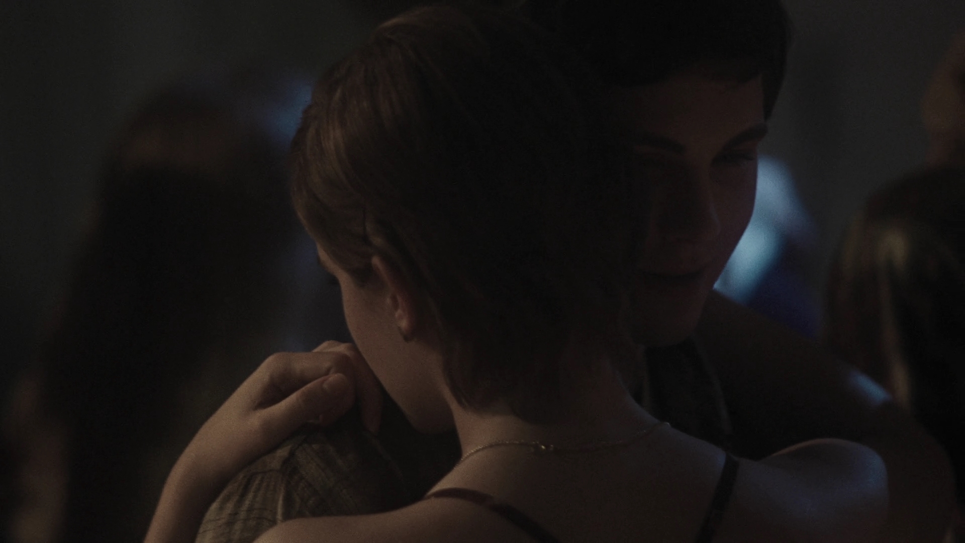 EmmaWatonFan-dot-nl_ThePerksOfBeingAWallflower2061.jpg EmmaWatonFan-dot-nl_ThePerksOfBeingAWallflower2061.jpg