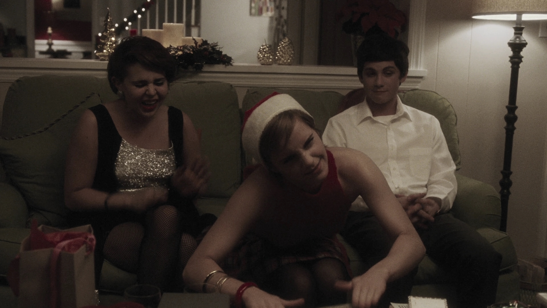 EmmaWatonFan-dot-nl_ThePerksOfBeingAWallflower2373.jpg EmmaWatonFan-dot-nl_ThePerksOfBeingAWallflower2373.jpg