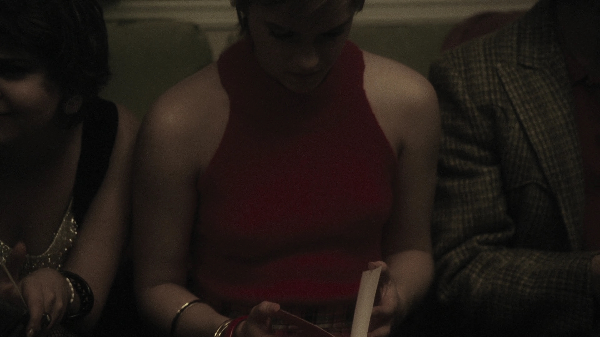 EmmaWatonFan-dot-nl_ThePerksOfBeingAWallflower2464.jpg EmmaWatonFan-dot-nl_ThePerksOfBeingAWallflower2464.jpg