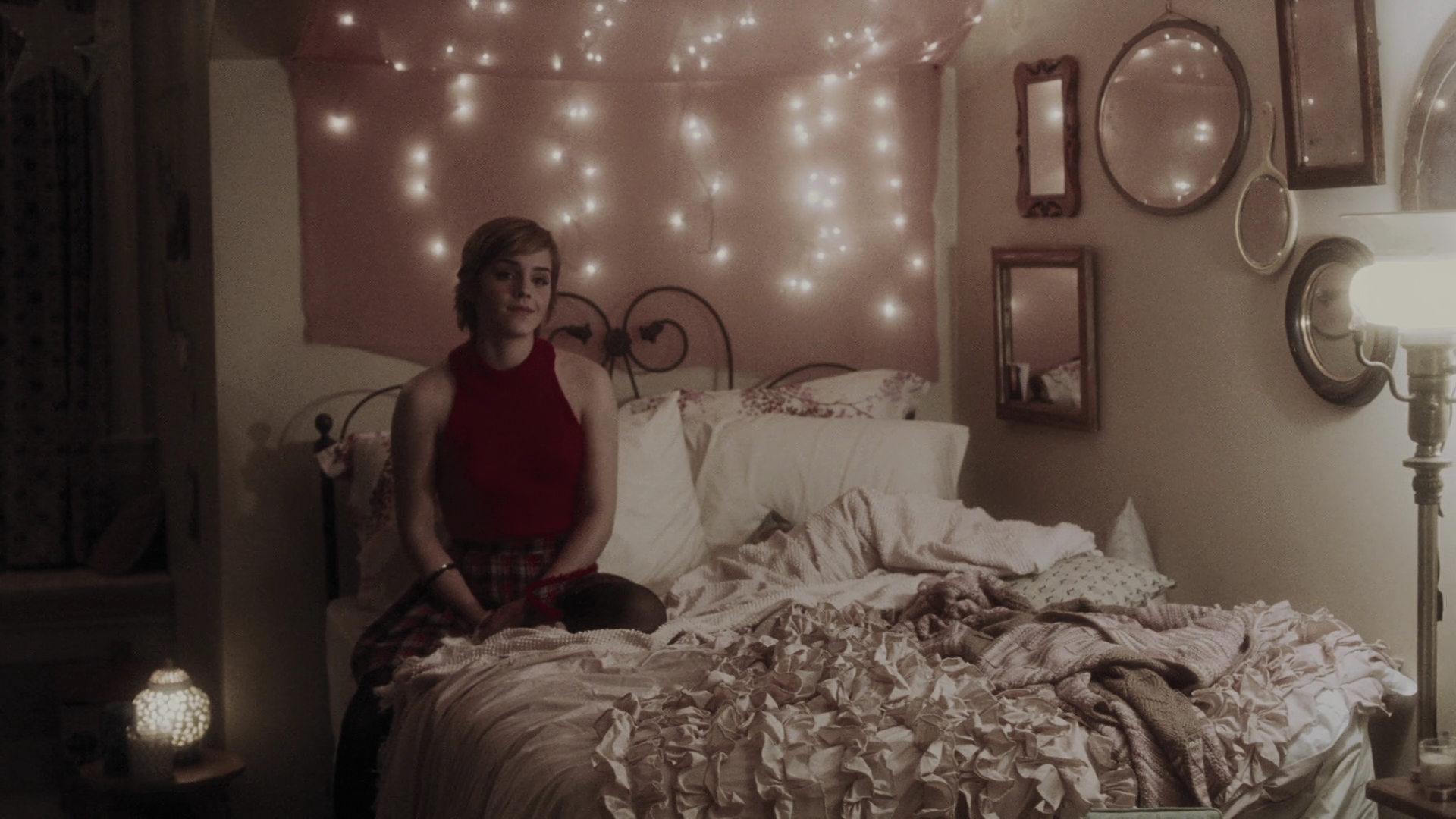 EmmaWatonFan-dot-nl_ThePerksOfBeingAWallflower2591.jpg EmmaWatonFan-dot-nl_ThePerksOfBeingAWallflower2591.jpg