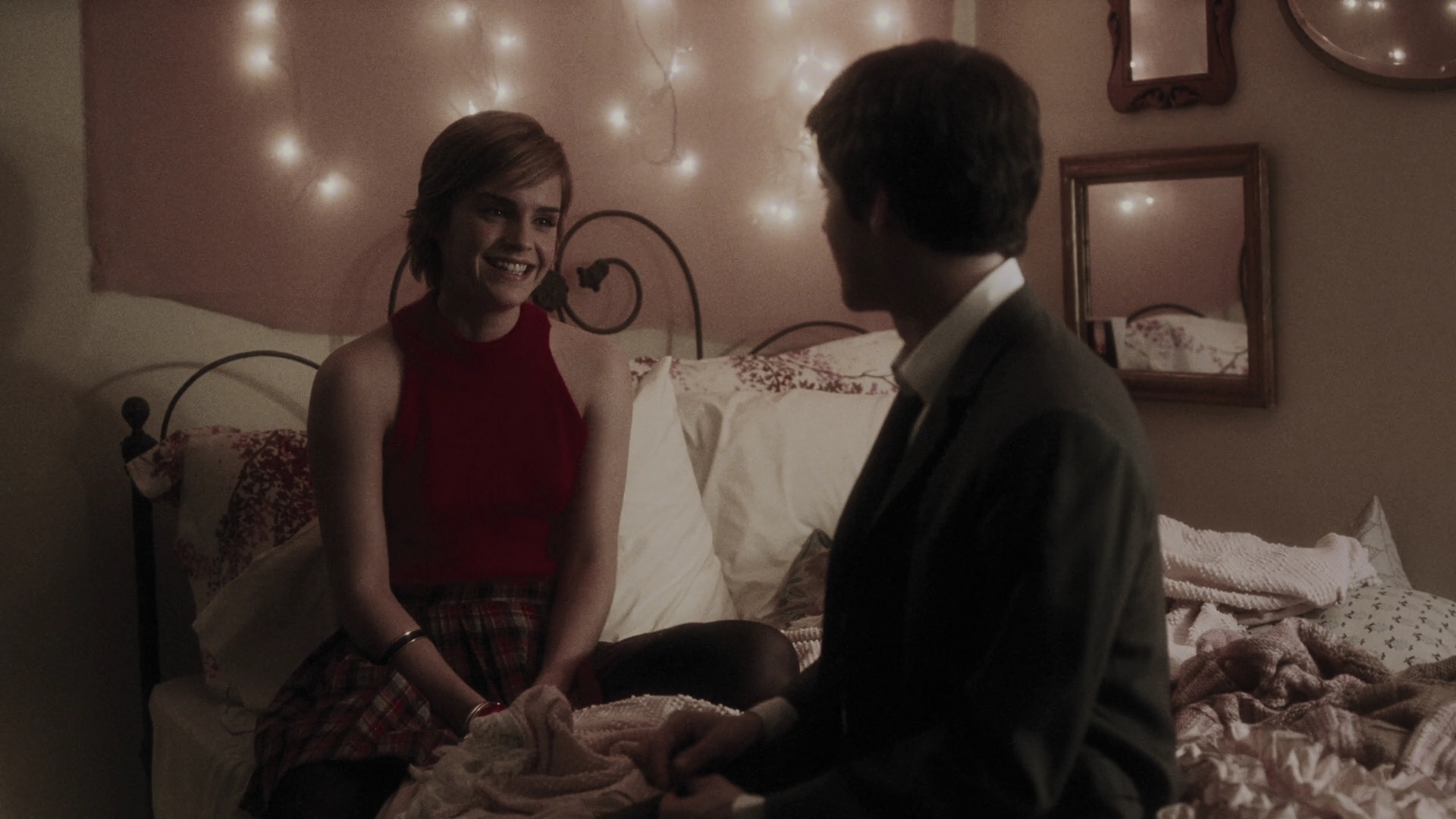 EmmaWatonFan-dot-nl_ThePerksOfBeingAWallflower2635.jpg EmmaWatonFan-dot-nl_ThePerksOfBeingAWallflower2635.jpg