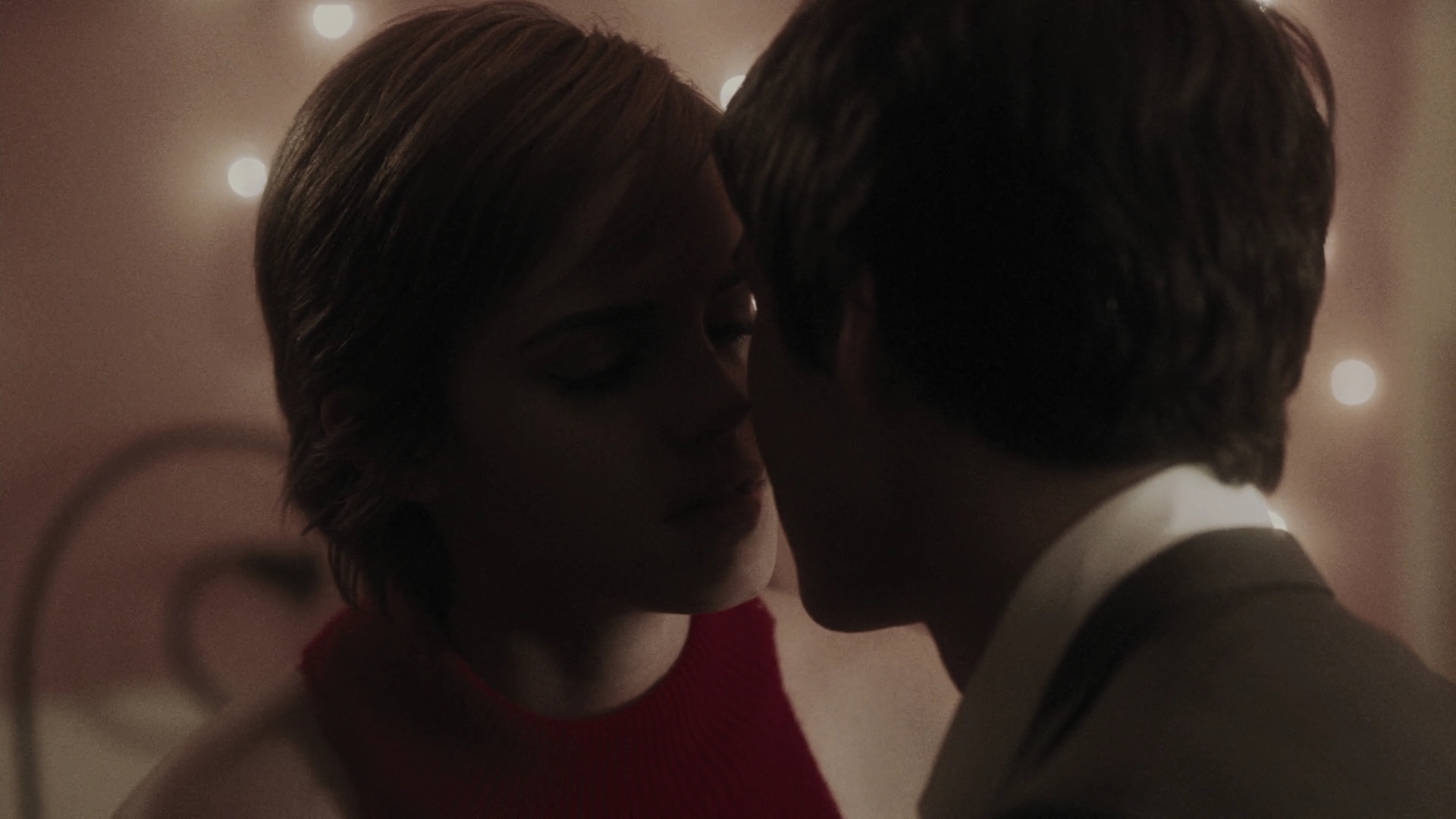 EmmaWatonFan-dot-nl_ThePerksOfBeingAWallflower2716.jpg