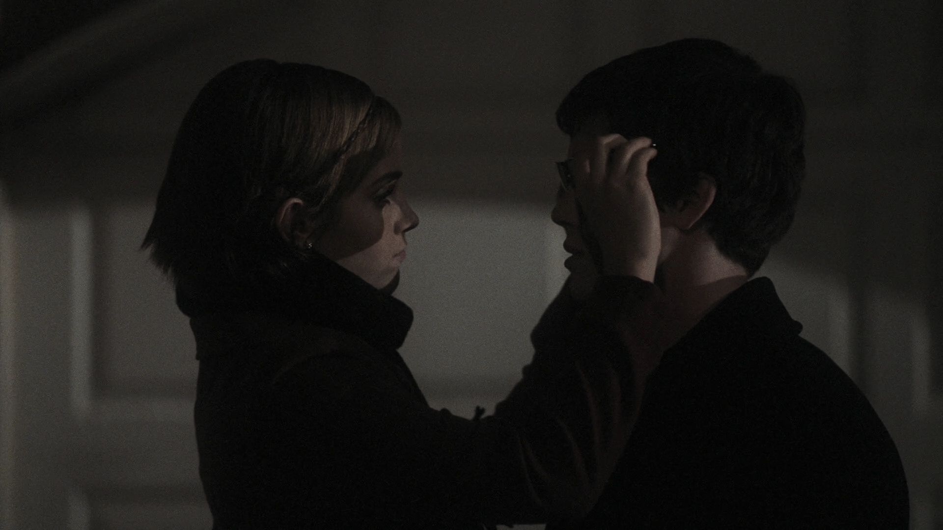 EmmaWatonFan-dot-nl_ThePerksOfBeingAWallflower3024.jpg EmmaWatonFan-dot-nl_ThePerksOfBeingAWallflower3024.jpg