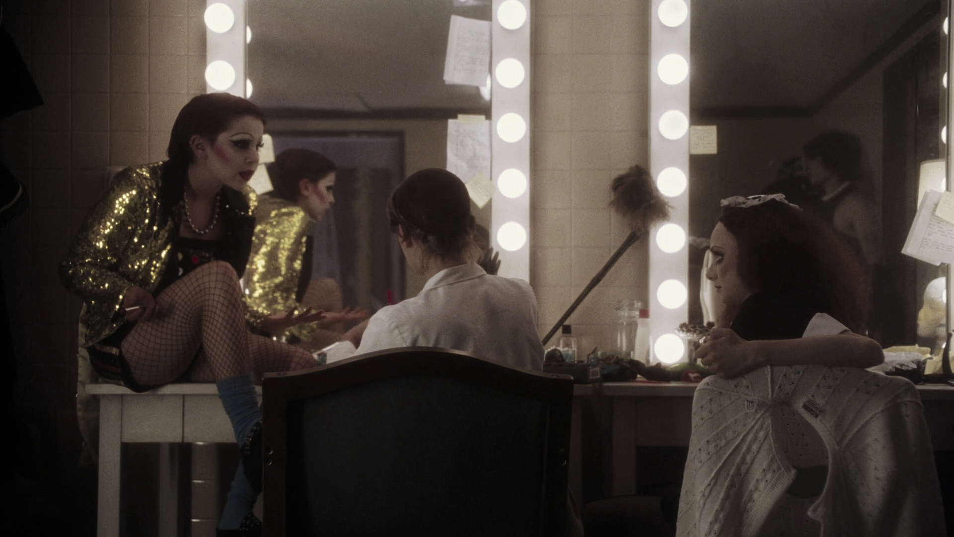 EmmaWatonFan-dot-nl_ThePerksOfBeingAWallflower3232.jpg