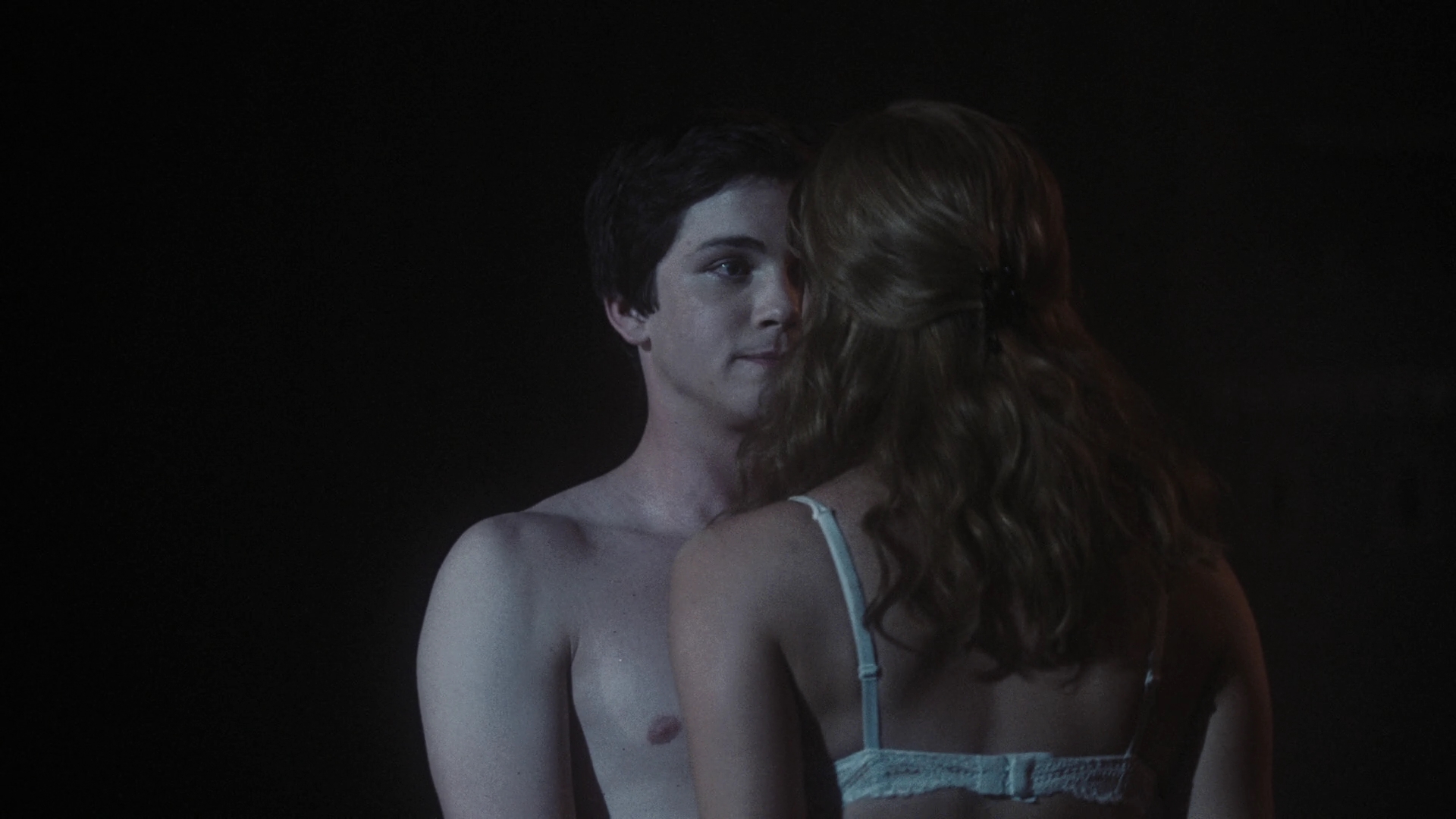 EmmaWatonFan-dot-nl_ThePerksOfBeingAWallflower3273.jpg