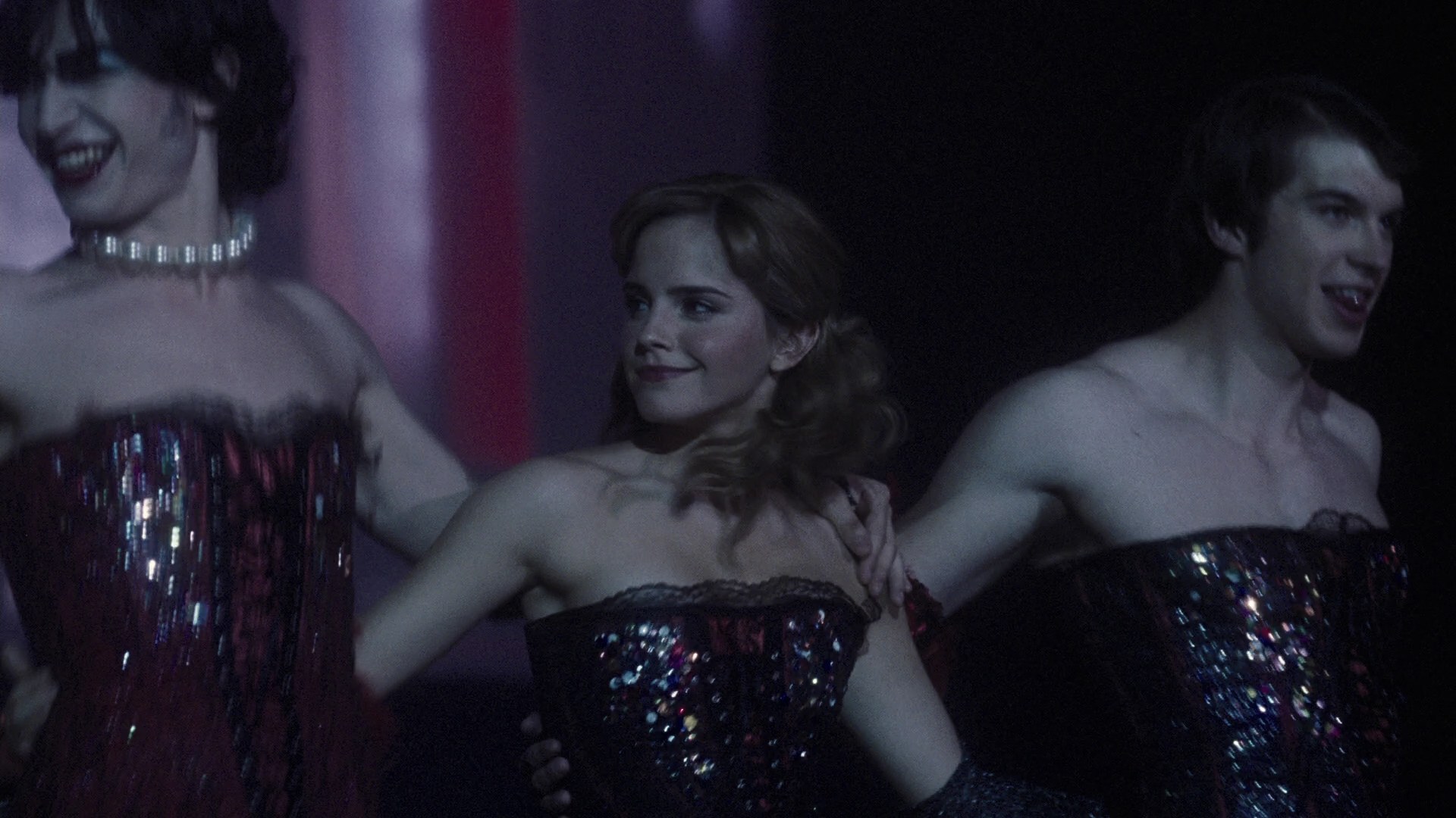 EmmaWatonFan-dot-nl_ThePerksOfBeingAWallflower3300.jpg EmmaWatonFan-dot-nl_ThePerksOfBeingAWallflower3300.jpg