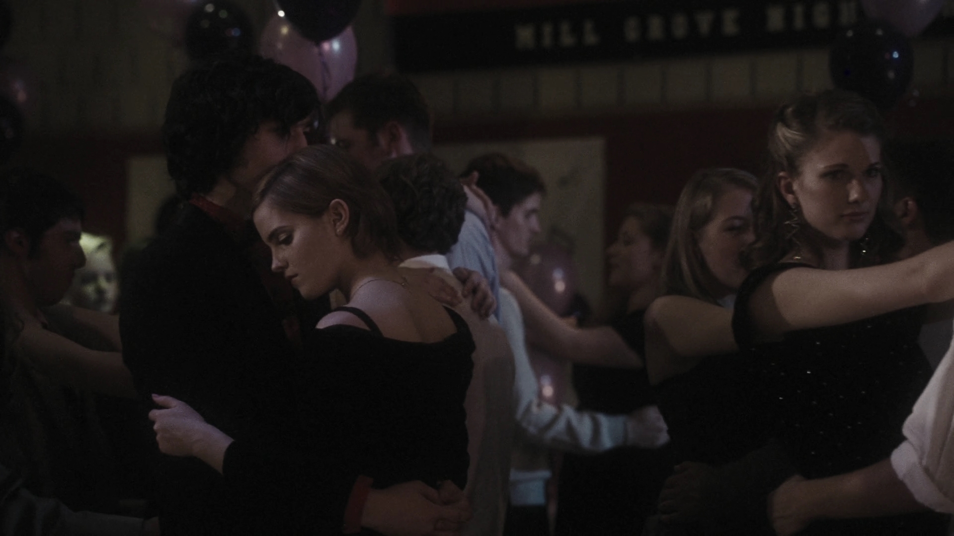 EmmaWatonFan-dot-nl_ThePerksOfBeingAWallflower3399.jpg