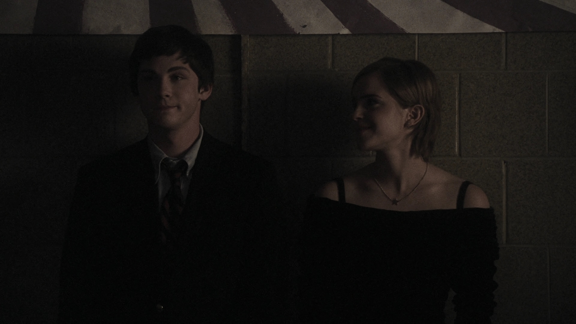EmmaWatonFan-dot-nl_ThePerksOfBeingAWallflower3443.jpg EmmaWatonFan-dot-nl_ThePerksOfBeingAWallflower3443.jpg