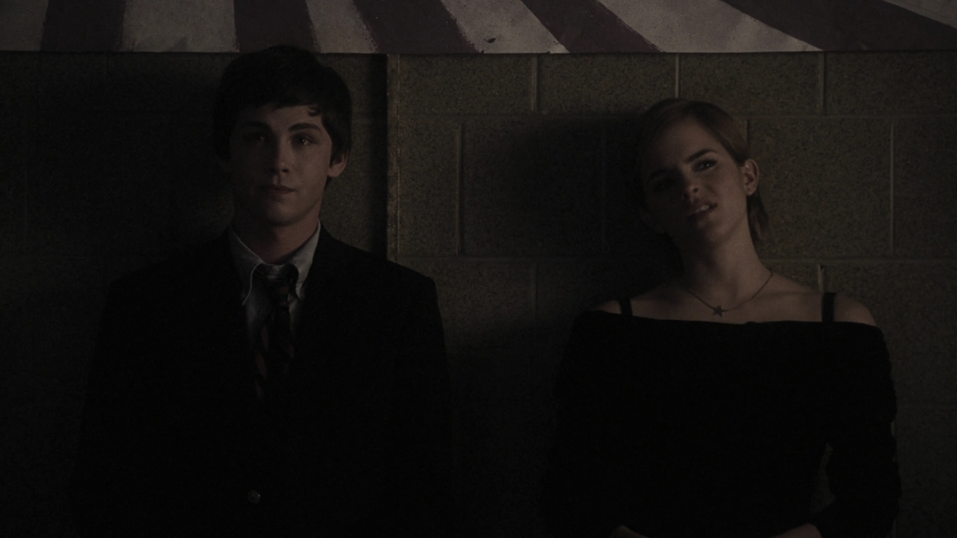 EmmaWatonFan-dot-nl_ThePerksOfBeingAWallflower3453.jpg