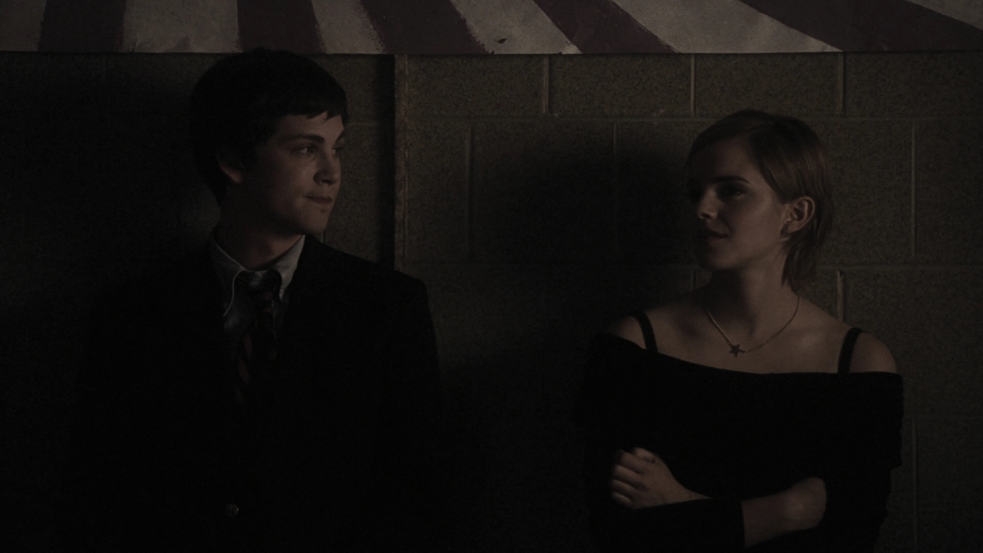 EmmaWatonFan-dot-nl_ThePerksOfBeingAWallflower3465.jpg