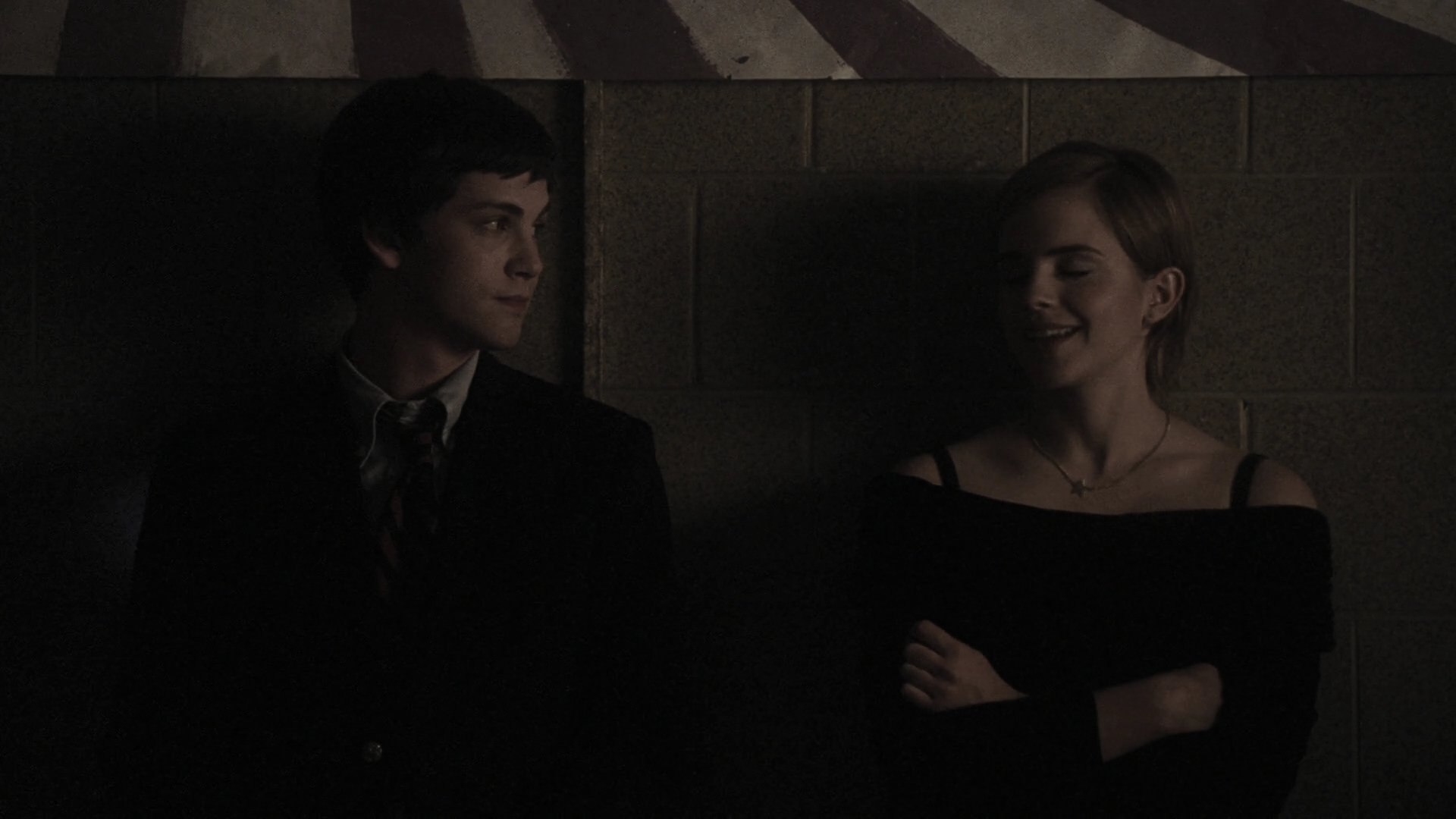 EmmaWatonFan-dot-nl_ThePerksOfBeingAWallflower3467.jpg