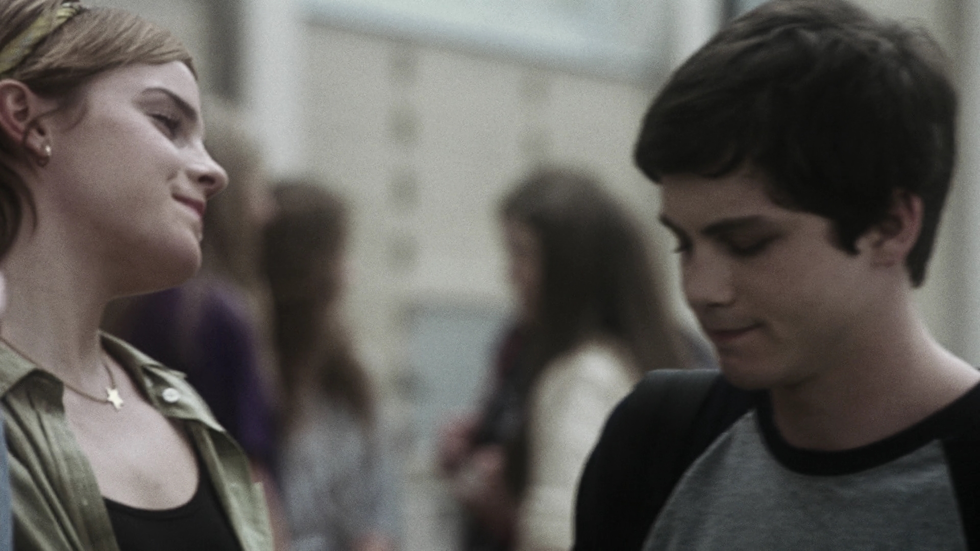 EmmaWatonFan-dot-nl_ThePerksOfBeingAWallflower4288.jpg