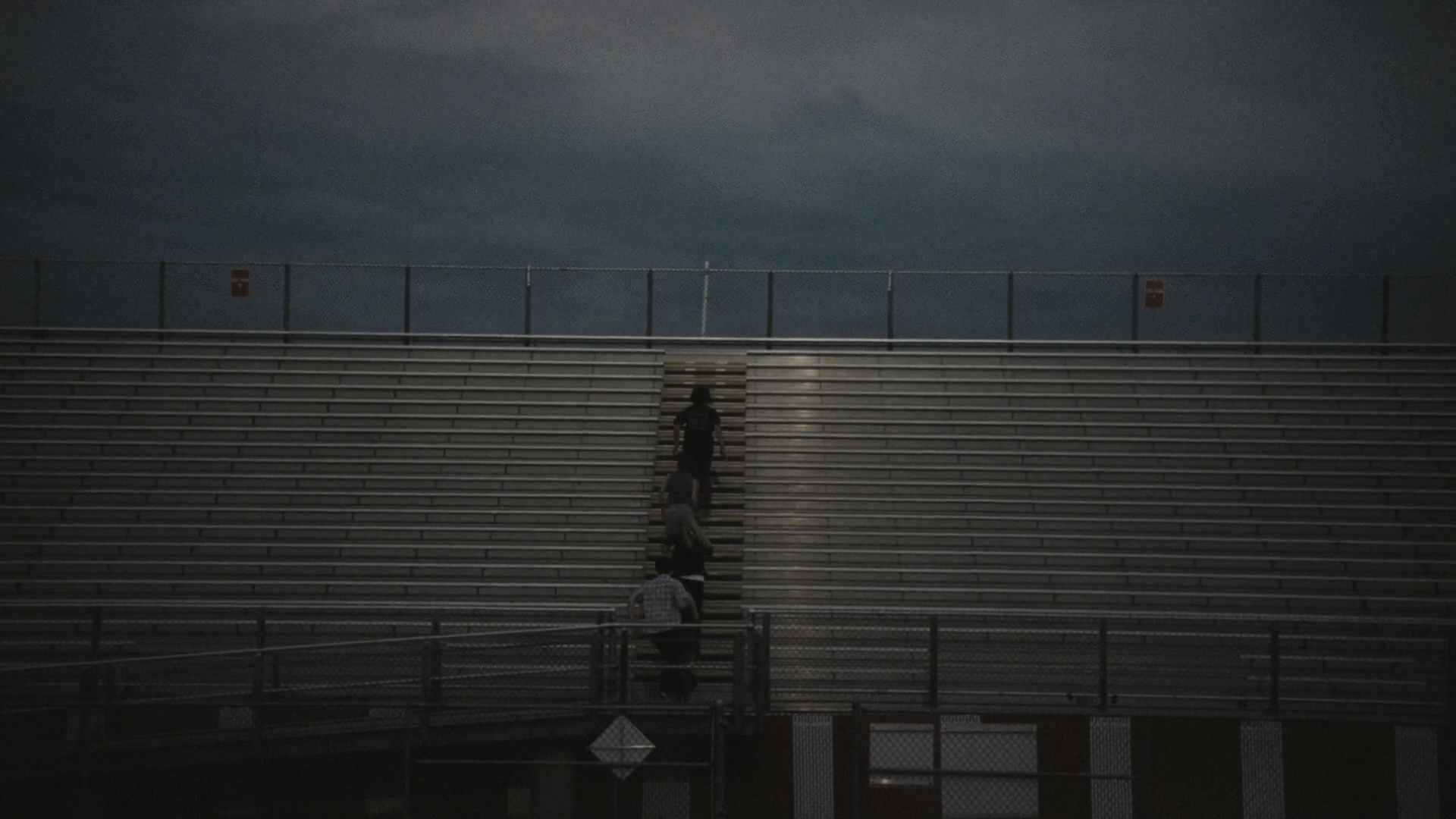 EmmaWatonFan-dot-nl_ThePerksOfBeingAWallflower4750.jpg