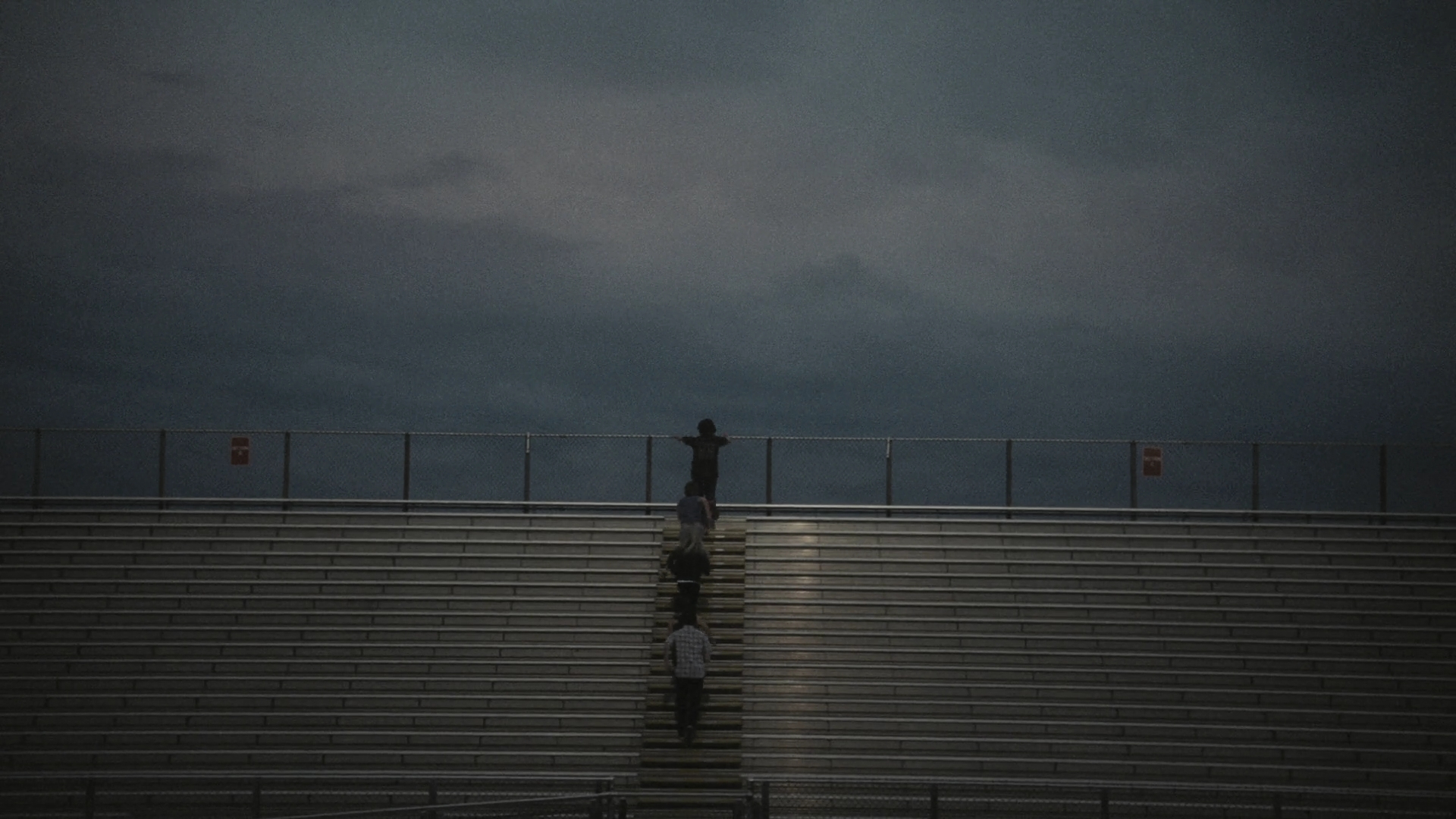 EmmaWatonFan-dot-nl_ThePerksOfBeingAWallflower4753.jpg