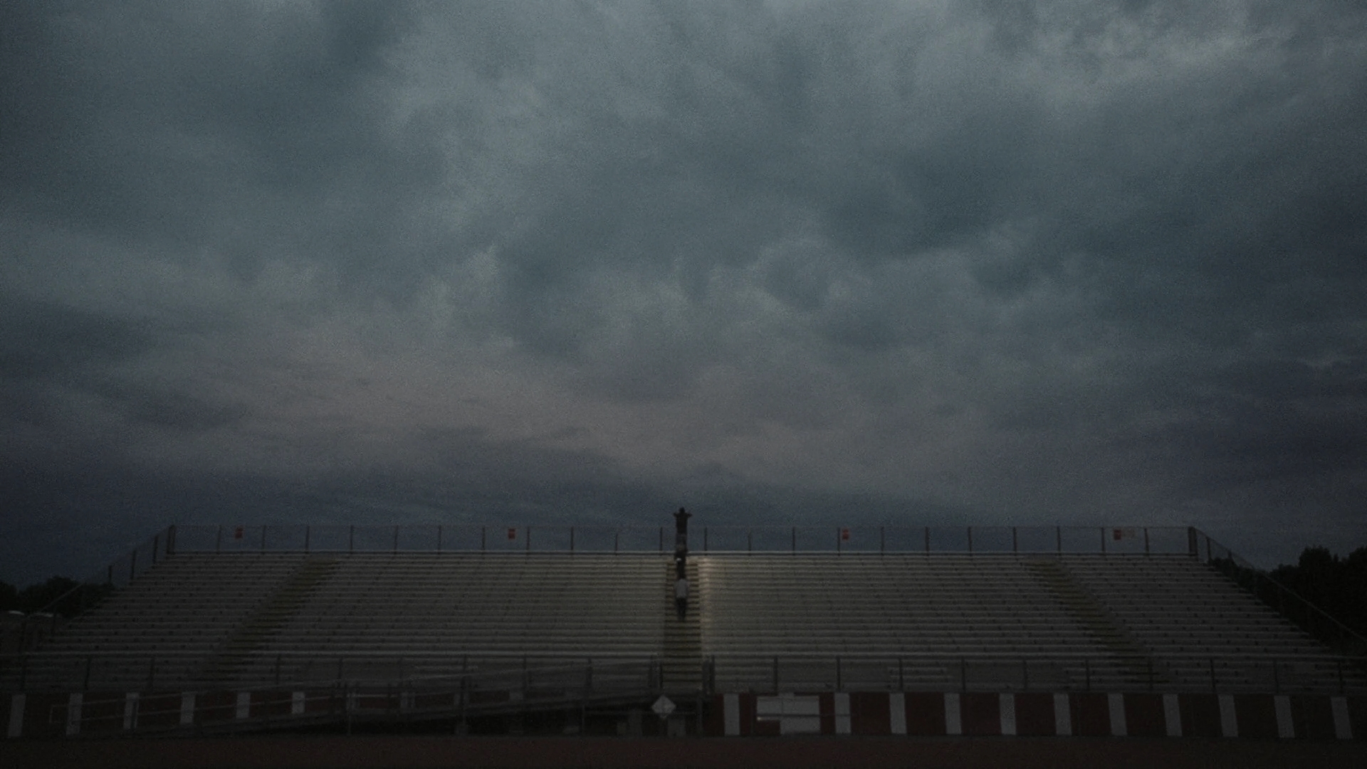 EmmaWatonFan-dot-nl_ThePerksOfBeingAWallflower4755.jpg