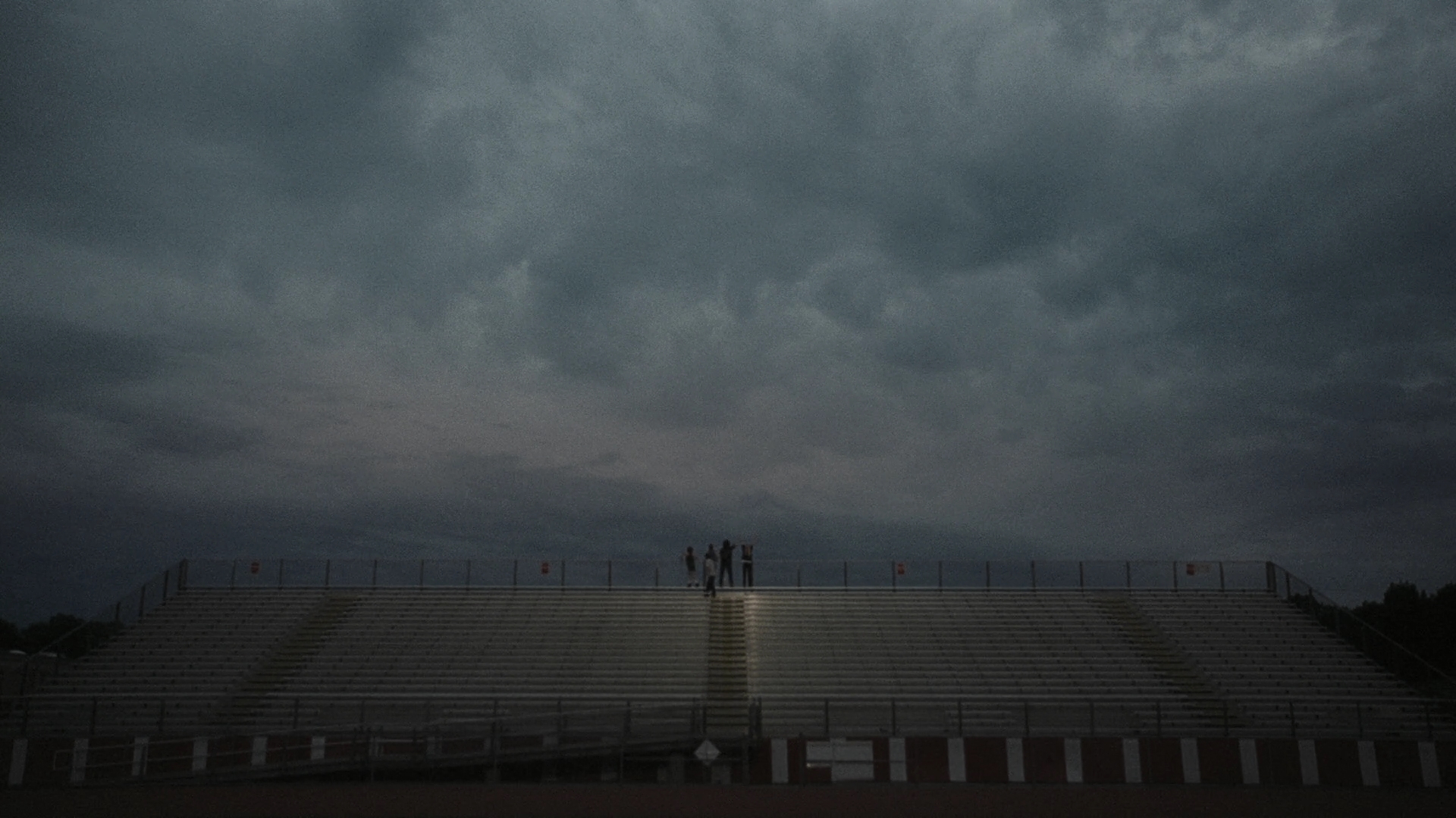 EmmaWatonFan-dot-nl_ThePerksOfBeingAWallflower4760.jpg
