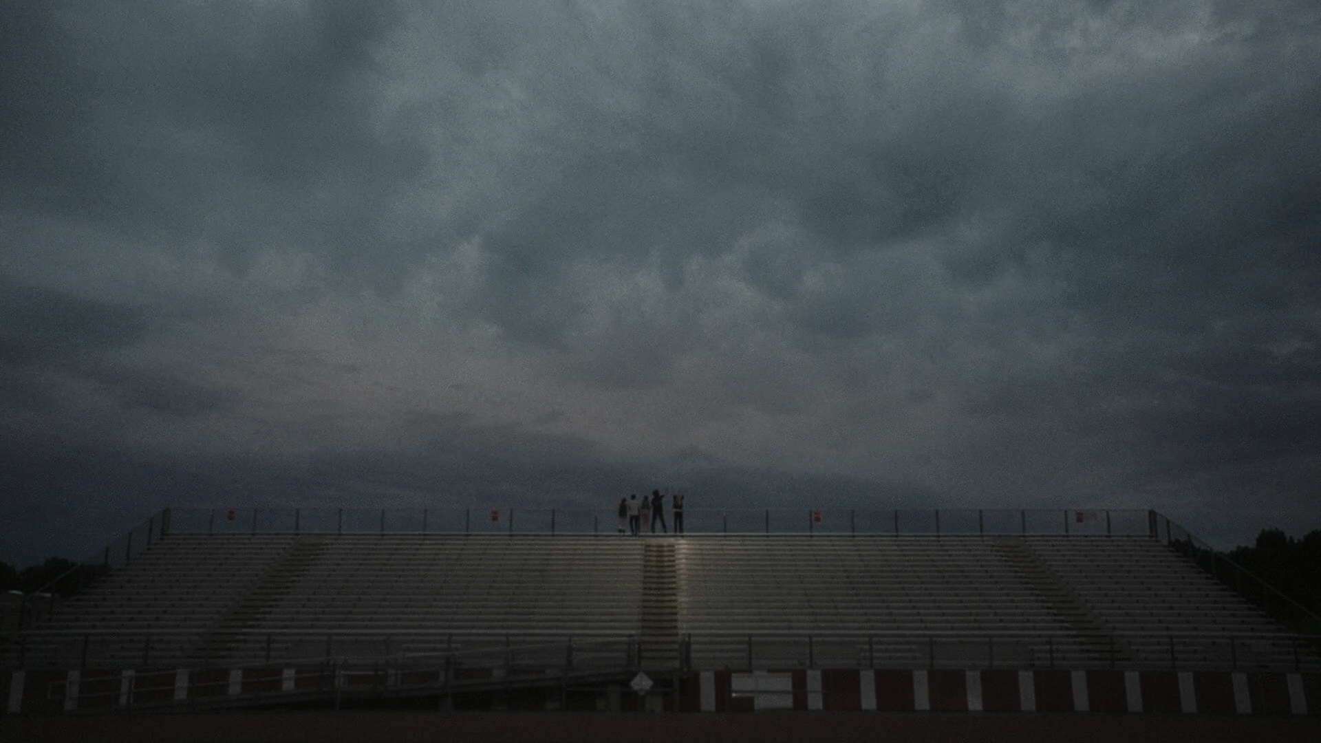 EmmaWatonFan-dot-nl_ThePerksOfBeingAWallflower4761.jpg