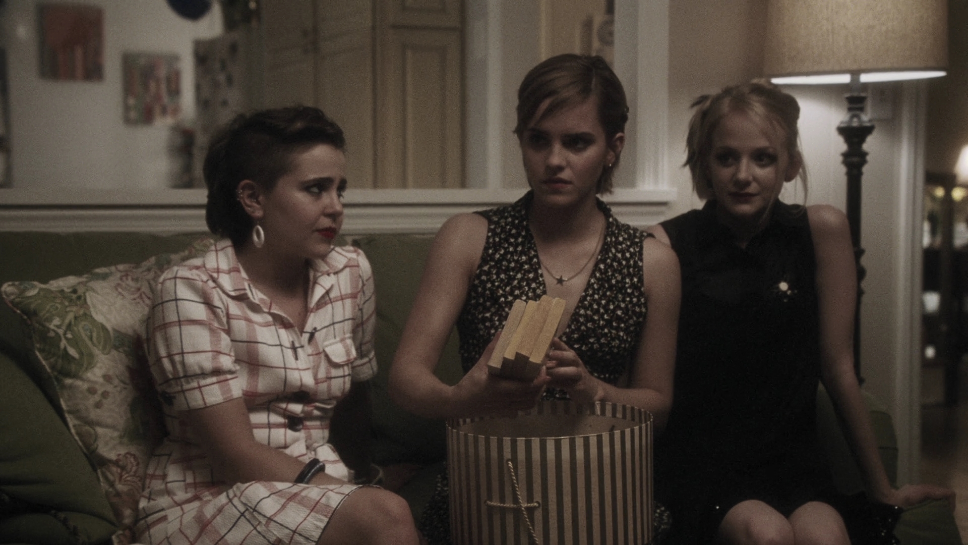 EmmaWatonFan-dot-nl_ThePerksOfBeingAWallflower4849.jpg EmmaWatonFan-dot-nl_ThePerksOfBeingAWallflower4849.jpg